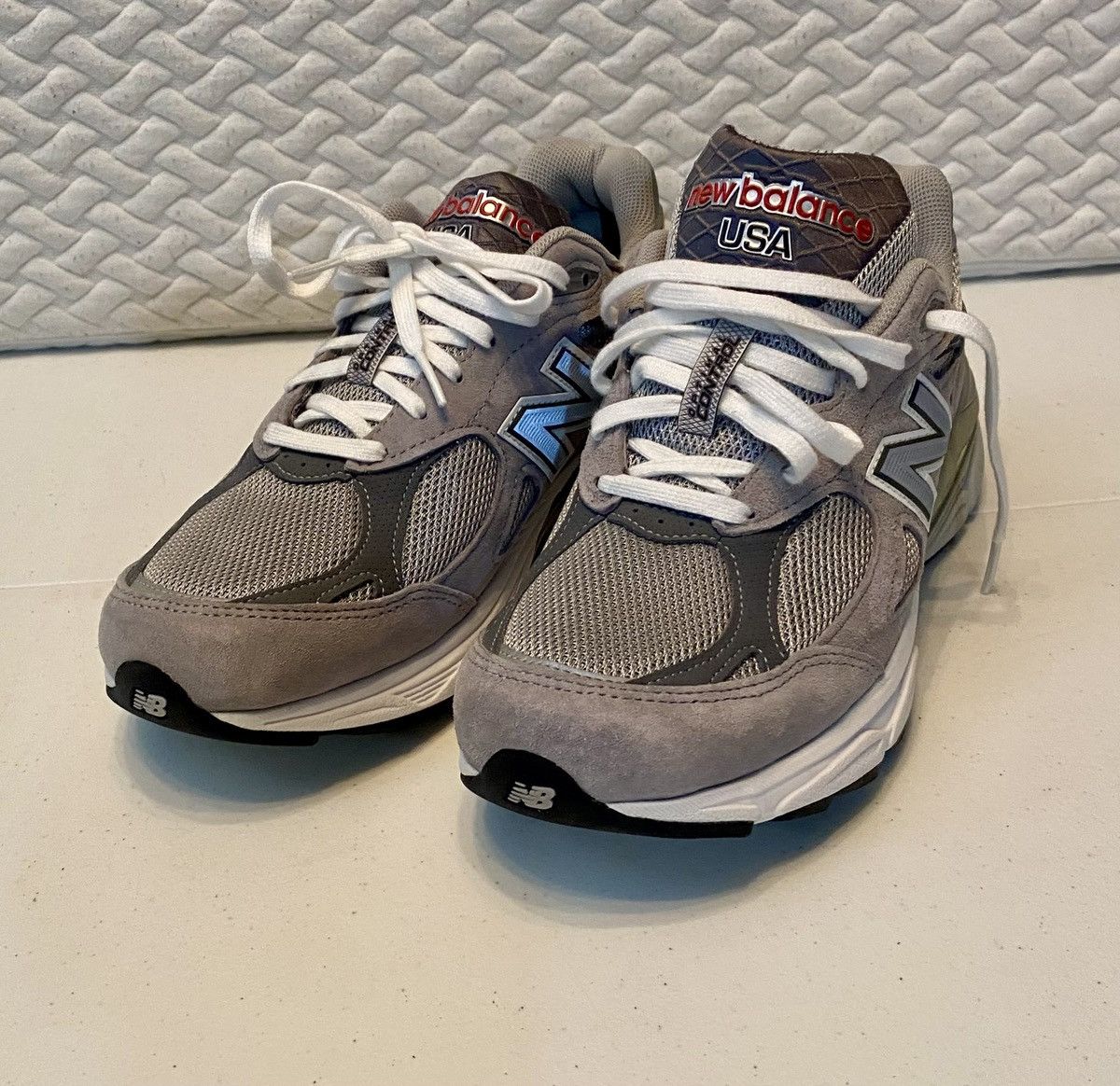 New Balance New Balance 990v3 Made in USA Gray White Suede Heritage 8 LN Size US 8 / EU 41 - 1 Thumbnail