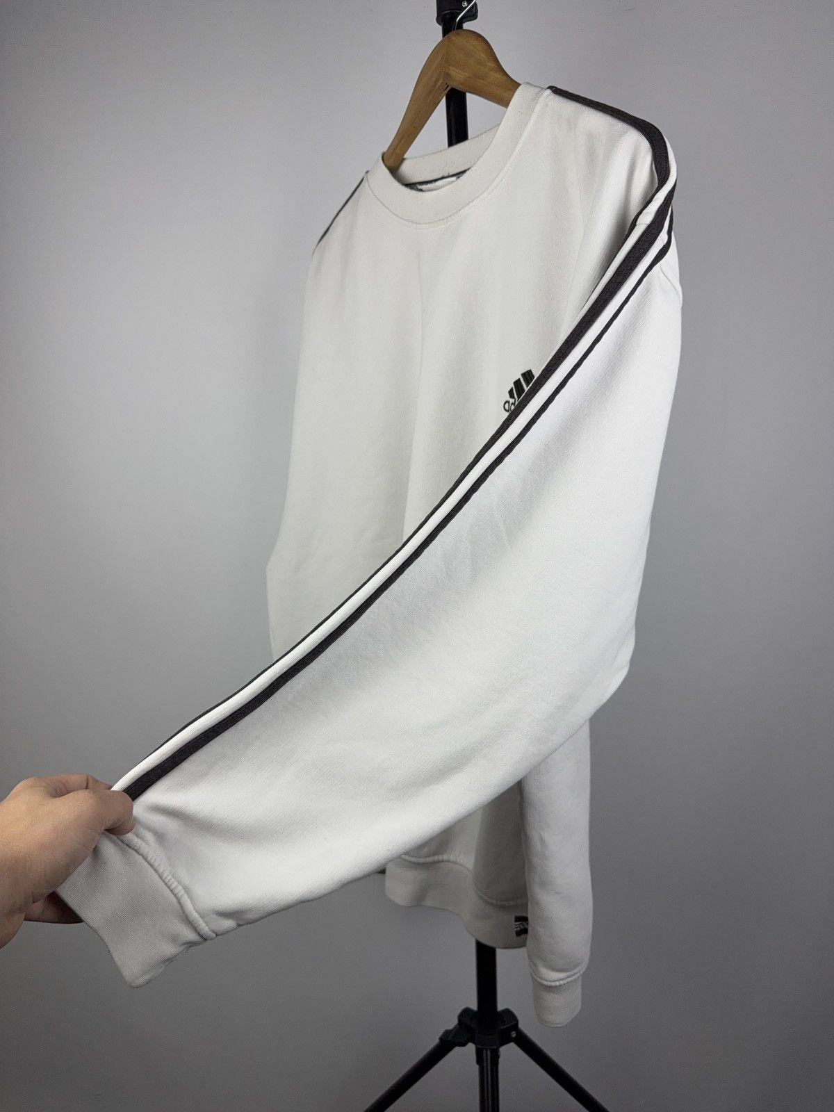 Adidas Vintage 90s 00s Y2K retro Adidas Sweatshirt Size US L / EU 52-54 / 3 - 9 Thumbnail