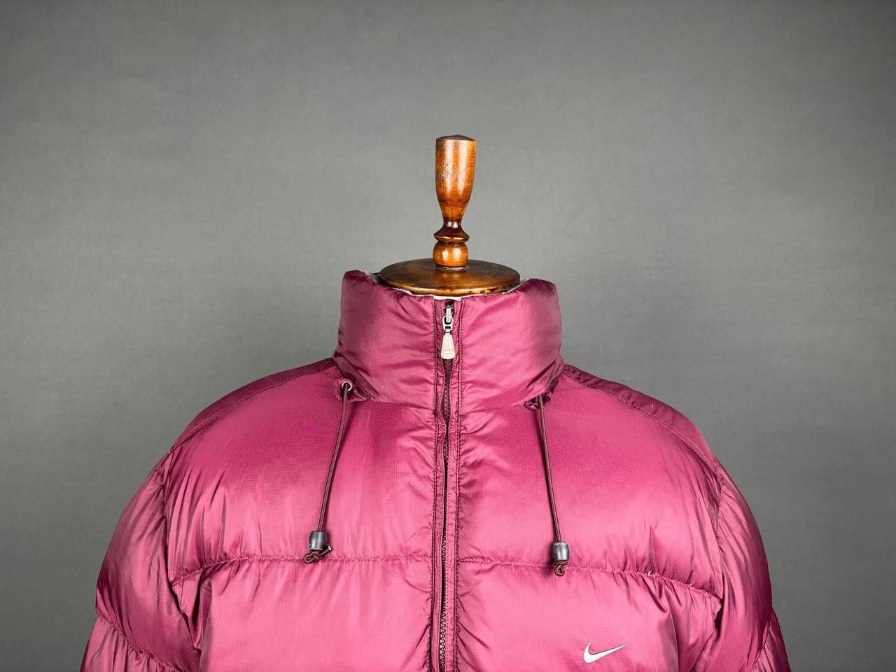 Nike Nike Puffer Jacket Size L Burgundy Full Zip Vintage Size US L / EU 52-54 / 3 - 2 Thumbnail