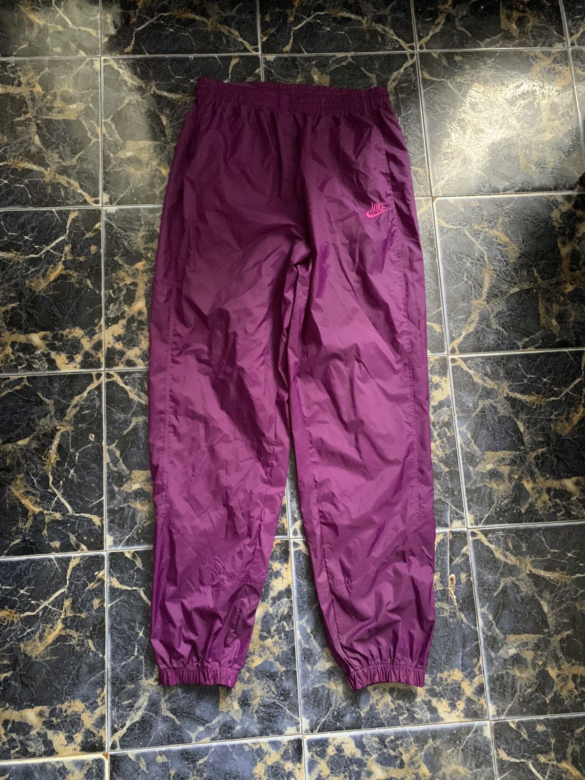 Vintage Nike vintage Woman’s track pants Size 36" / US 14 / IT 50 - 2 Thumbnail
