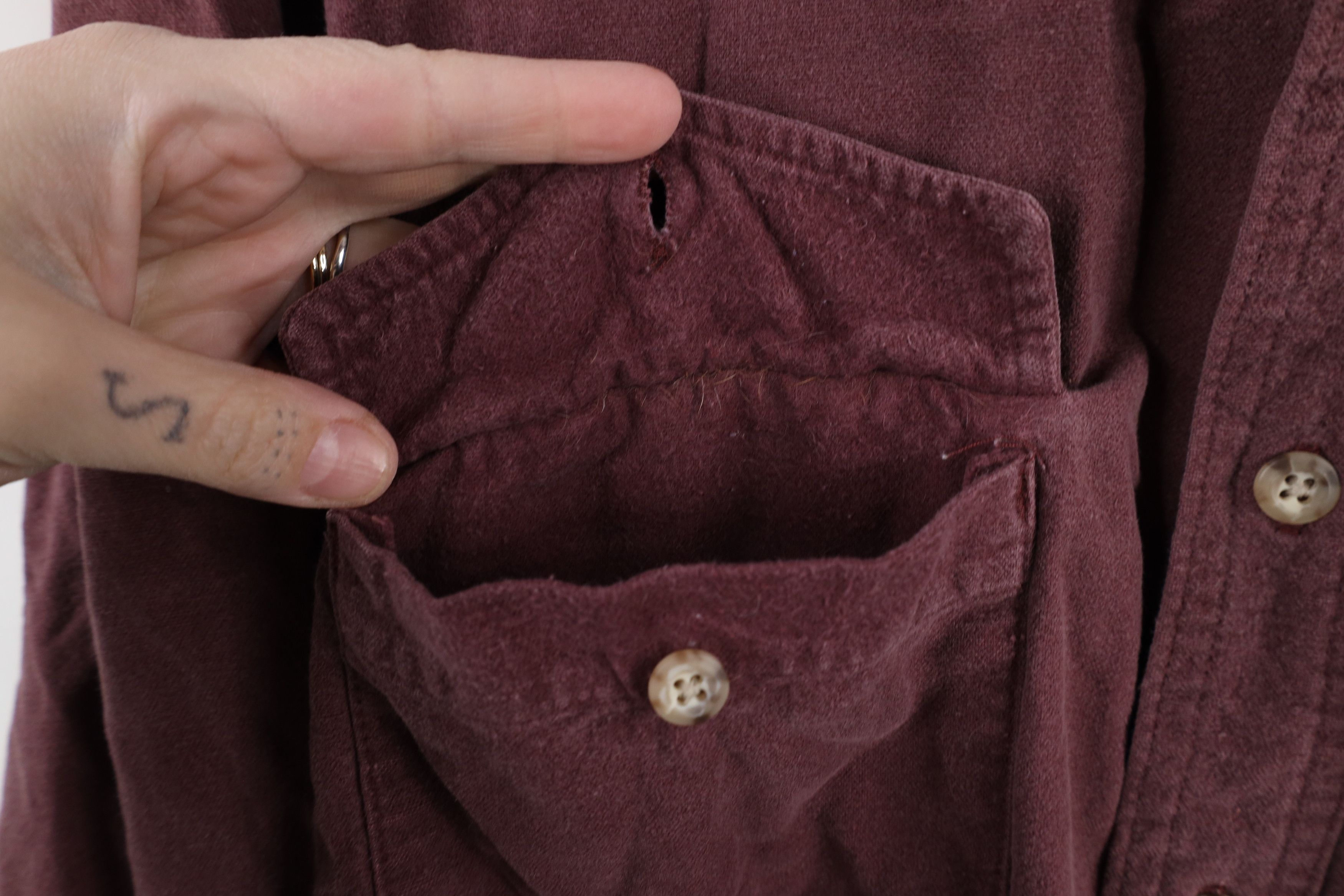 Eddie Bauer × Vintage Vintage 90s Eddie Bauer Chamois Cloth Button Shirt Burgundy Size US M / EU 48-50 / 2 - 5 Thumbnail
