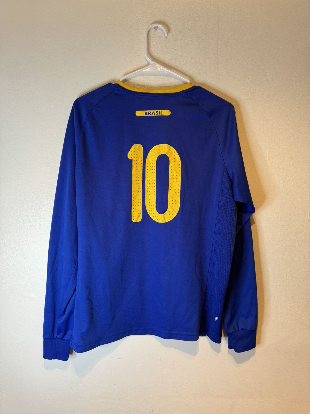 Other Brasil Men Medium Performance Soccer Jersey Long Size M Size US M / EU 48-50 / 2 - 5 Thumbnail