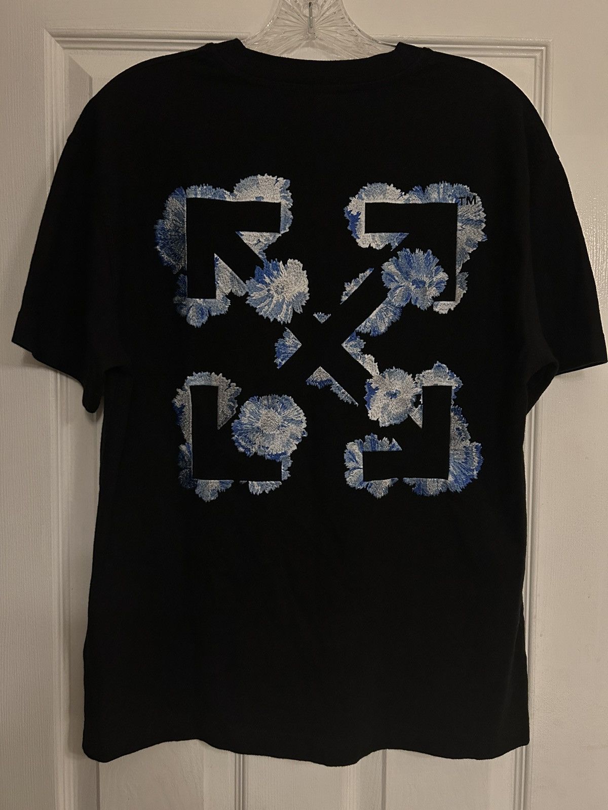 Off-White OFF-WHITE Embroidered Floral Arrow Tee Size M / US 6-8 / IT 42-44 - 4 Thumbnail