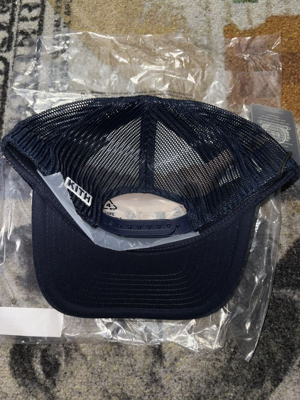 Kith × Ronnie Fieg × Wilson Kith x Wilson Polyfoam Nolan Trucker Hat Nocturnal Size ONE SIZE - 3 Thumbnail