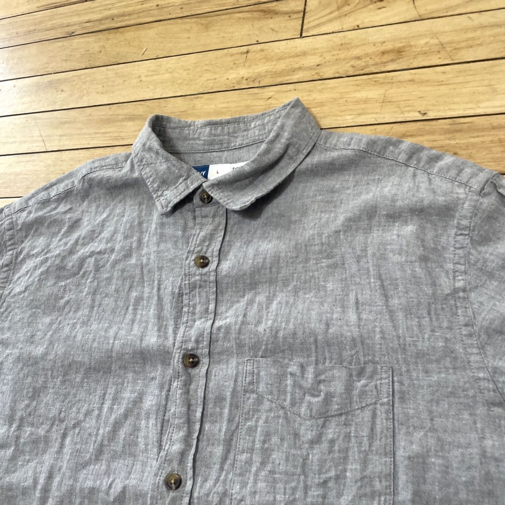 Old Navy VINTAGE OLD NAVY Button Shirt Men L Linen Everyday Shirt Light Gray Nautical Preppy 44" Mens Regular Long Sleeve Collared Shirt Size US L / EU 52-54 / 3 - 4 Thumbnail