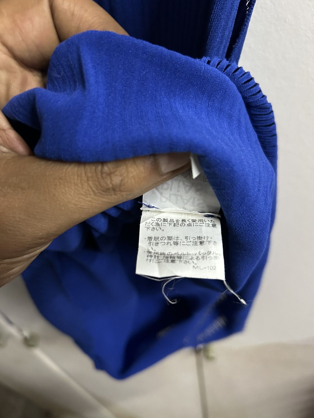 Pleats Please Issey Miyake S/S2020 A-POC Cobalt Blue Sleeveless Top Size M / US 6-8 / IT 42-44 - 11 Thumbnail