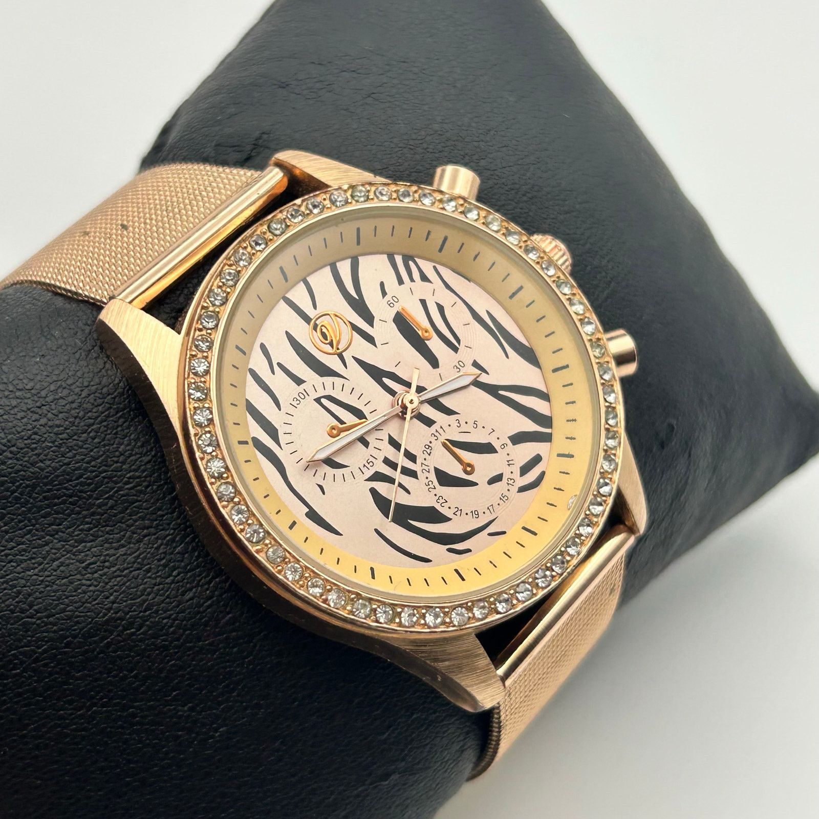 Other Animal Print Crystal and Gold Metal Face Watch Gold MeshBand Size ONE SIZE - 3 Thumbnail