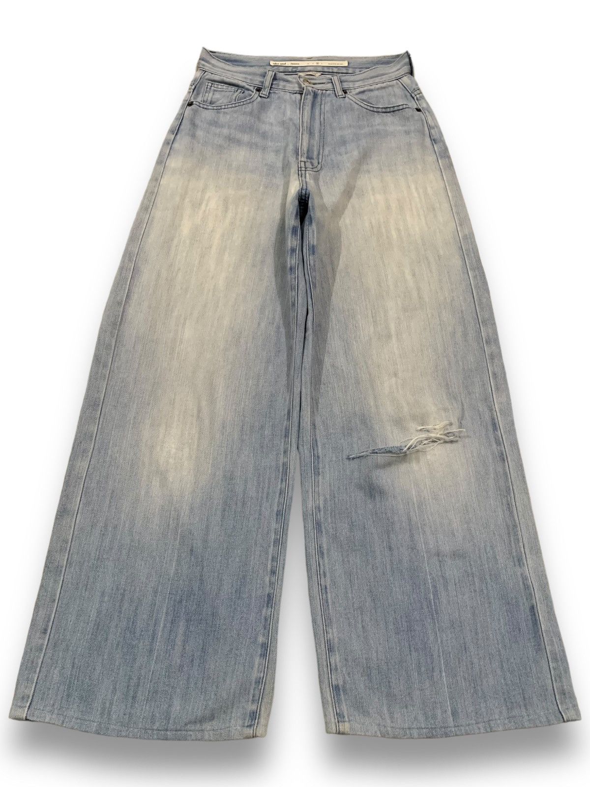 Japanese Brand Vintage Y2K Japanese Brand Baggy Wide Leg Distressed Jeans Size 26" / US 2 / IT 38 - 1 Thumbnail
