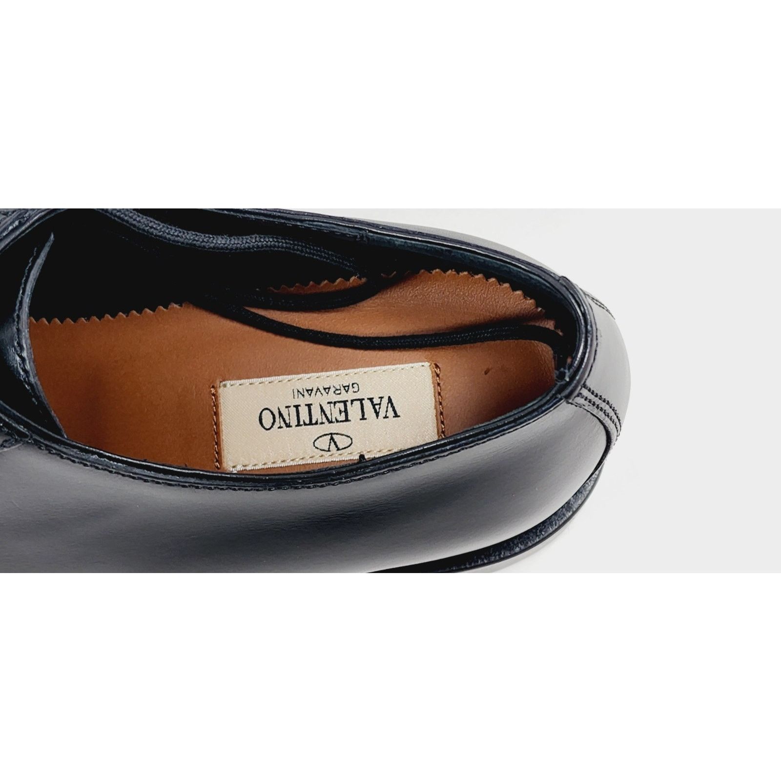 Valentino $825 VALENTINO GARAVANI Leather Derby US8.5 EU38.5 Rockstud. Size US 8.5 / IT 38.5 - 14 Thumbnail