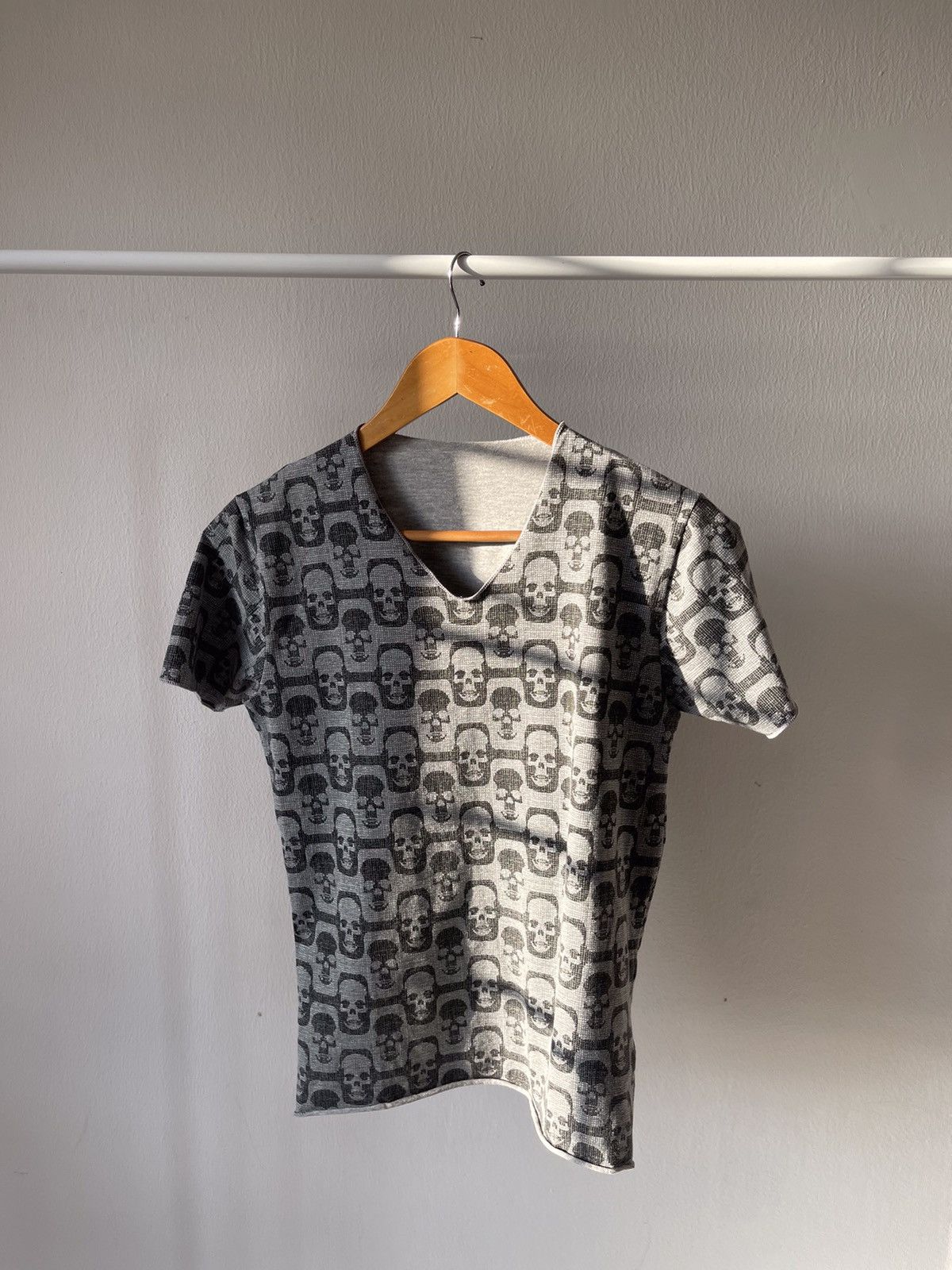 Lucien Pellat-Finet 2000s Lucien Pellat Finet Skull Overprint Cropped Tee Size US S / EU 44-46 / 1 - 2 Thumbnail