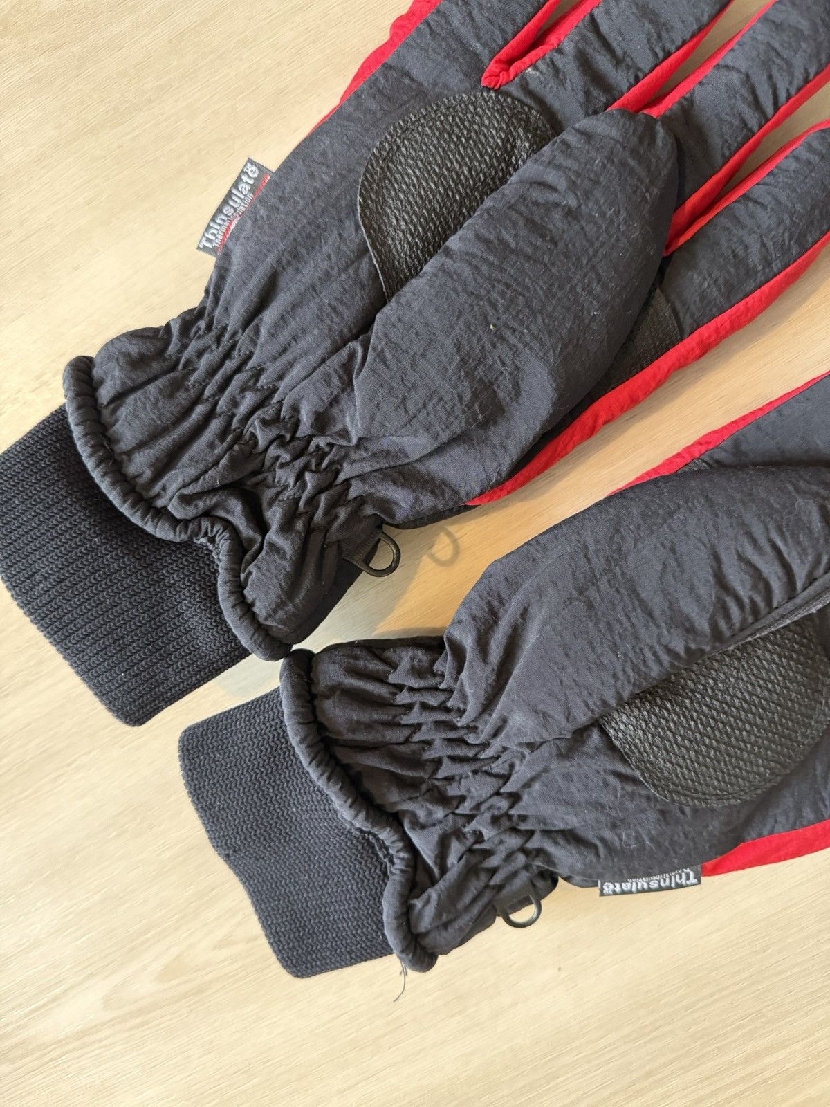 Vintage 90s Chicago Bulls NBA Thinsulate Winter Ski Gloves Size S/M Size ONE SIZE - 3 Thumbnail