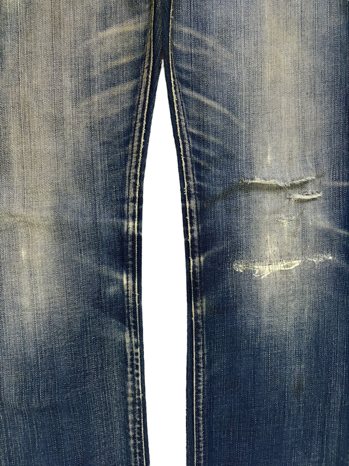 Japanese Brand Vintage Japanese Brand Faded Wash Distressed Jeans Size US 30 / EU 46 - 5 Thumbnail