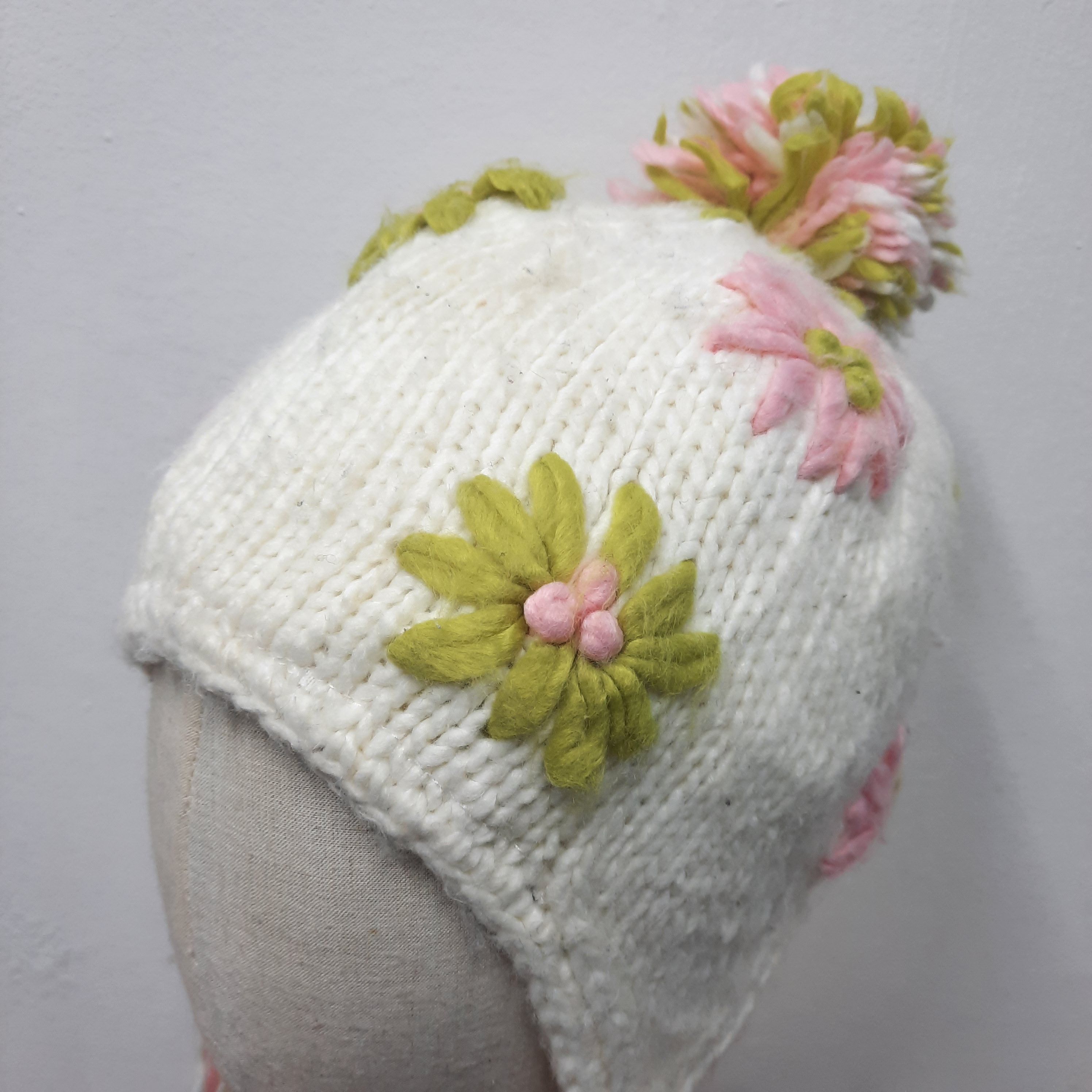 🌸 Screamer flower crochet earflap beanie hat
