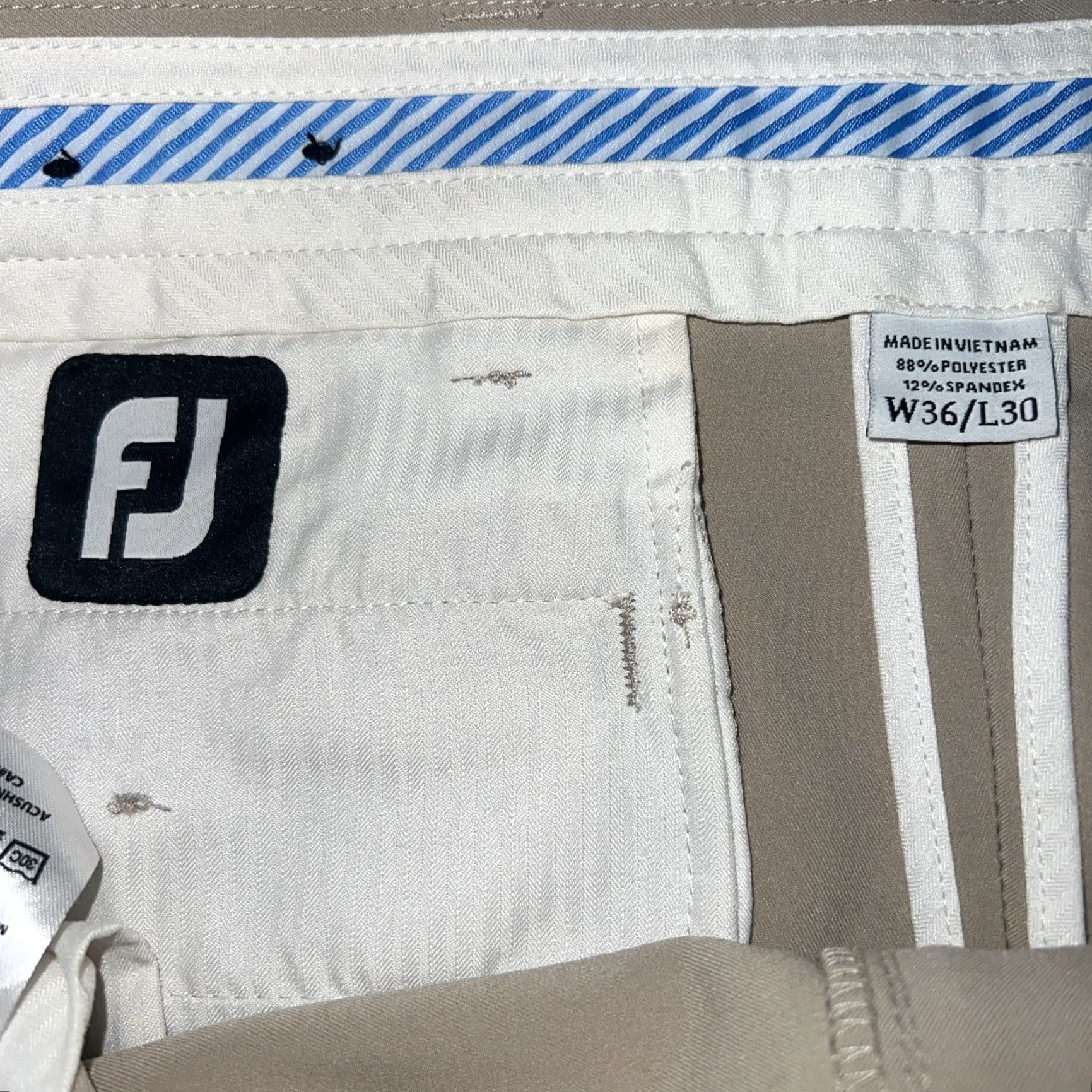 Footjoy FootJoy Beige Golf Pants Mens 36x30 Chino Regular Size 36 Beige Mens FootJoy Pants 30 Inseam Size US 36 / EU 52 - 5 Thumbnail