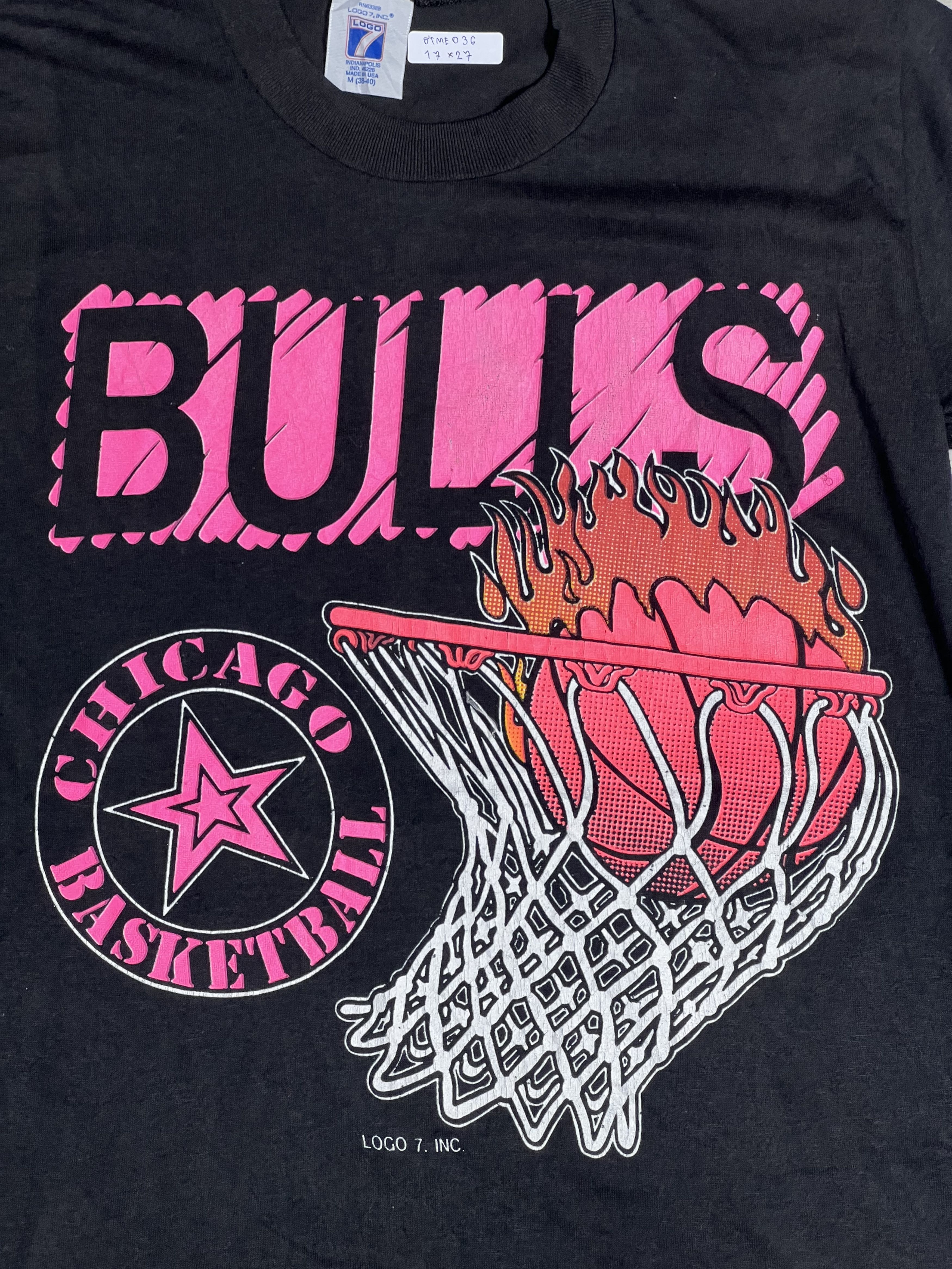 Vintage 80s NBA Chicago Bulls Big Print Tee (M) GTME036