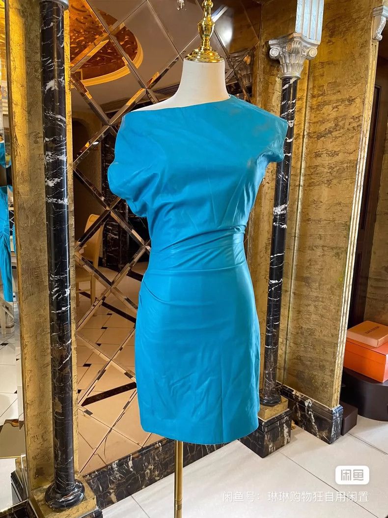 Versace Versace Tailored all-leather dress with a three-dimensiona Size M / US 6-8 / IT 42-44 - 4 Thumbnail