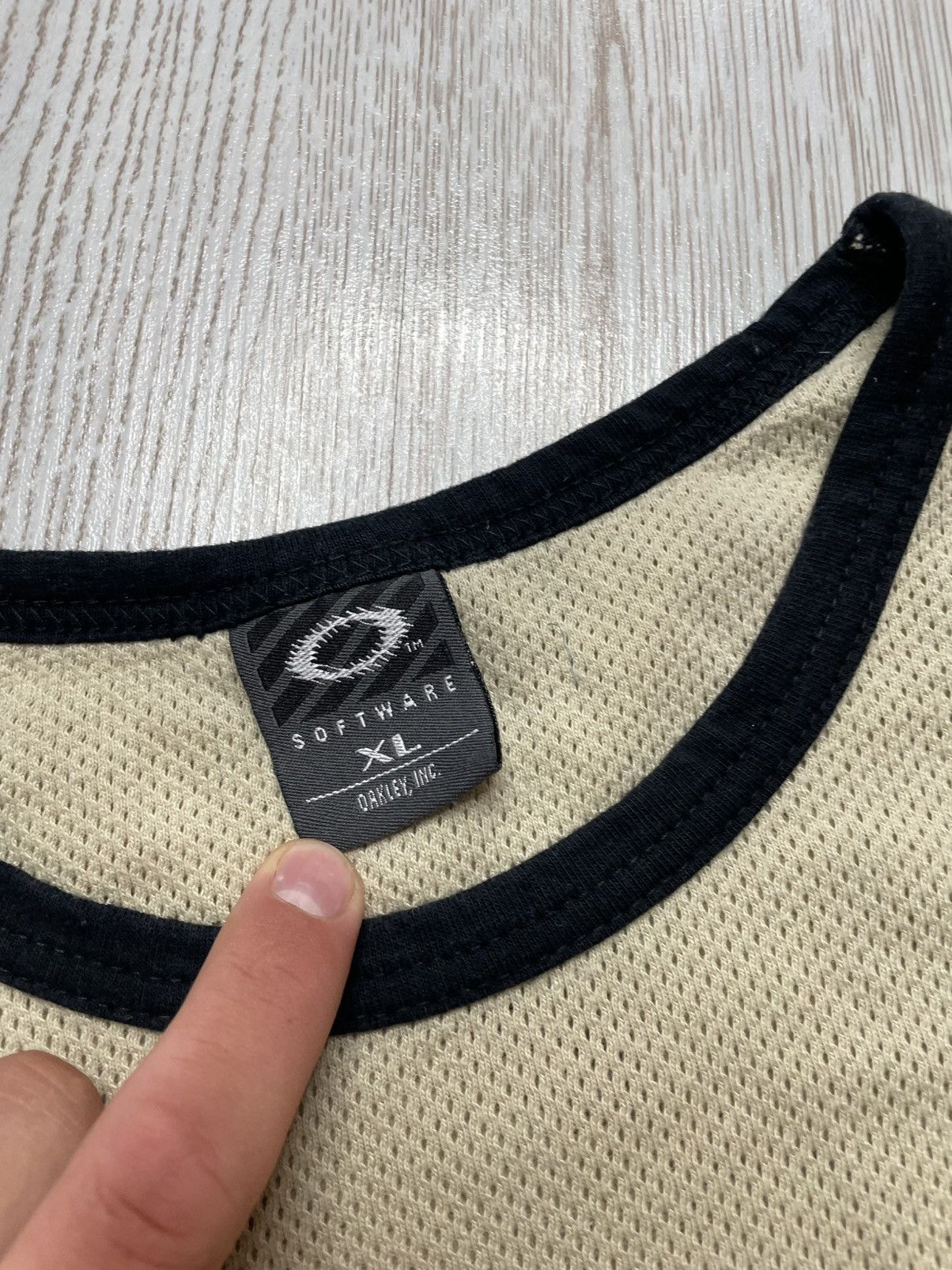 Oakley Vintage Oakley Software Sleeveles Jersey Size Xl Made in USA Size US XL / EU 56 / 4 - 5 Thumbnail