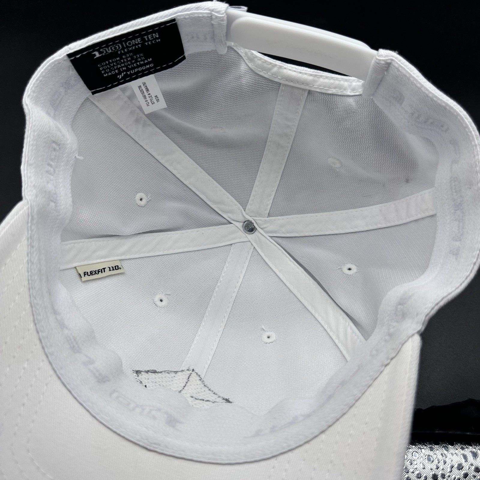 TravisMathew Travis Mathew Florida Lone Shark Golf Hat SnapBack Flexfit Size ONE SIZE - 9 Thumbnail