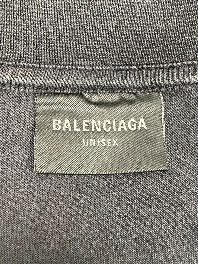 Balenciaga Balenciaga Aged Hole Plain Knit Short Sleeve T-Shirt Size US S / EU 44-46 / 1 - 7 Thumbnail