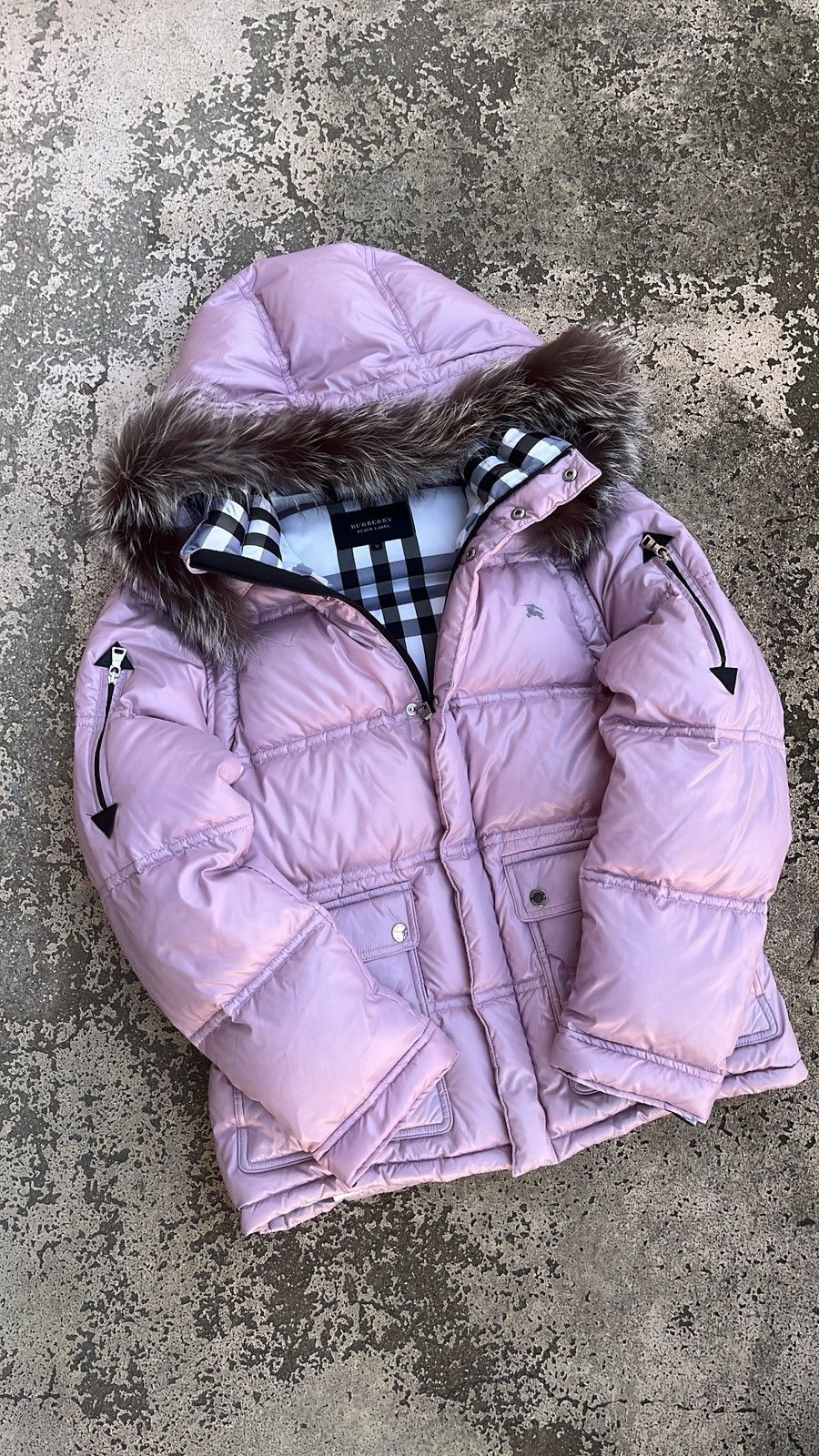 Burberry Burberry Black Label Real Fur Jacket Glossy Pink Size US M / EU 48-50 / 2 - 3 Thumbnail