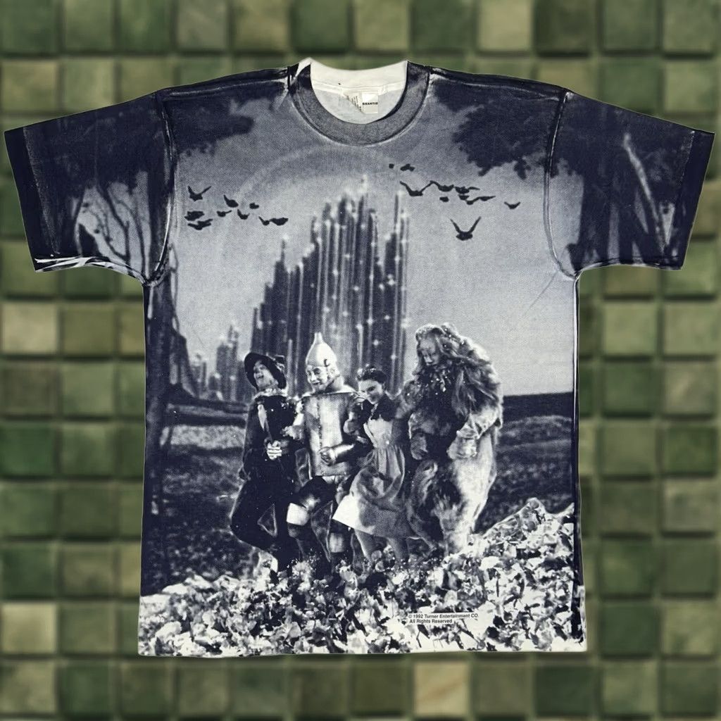 Vintage Vintage Wizard of Oz Stanley Desantis Tee XL Graphic Print Cotton Shirt Size US XL / EU 56 / 4 - 1 Thumbnail