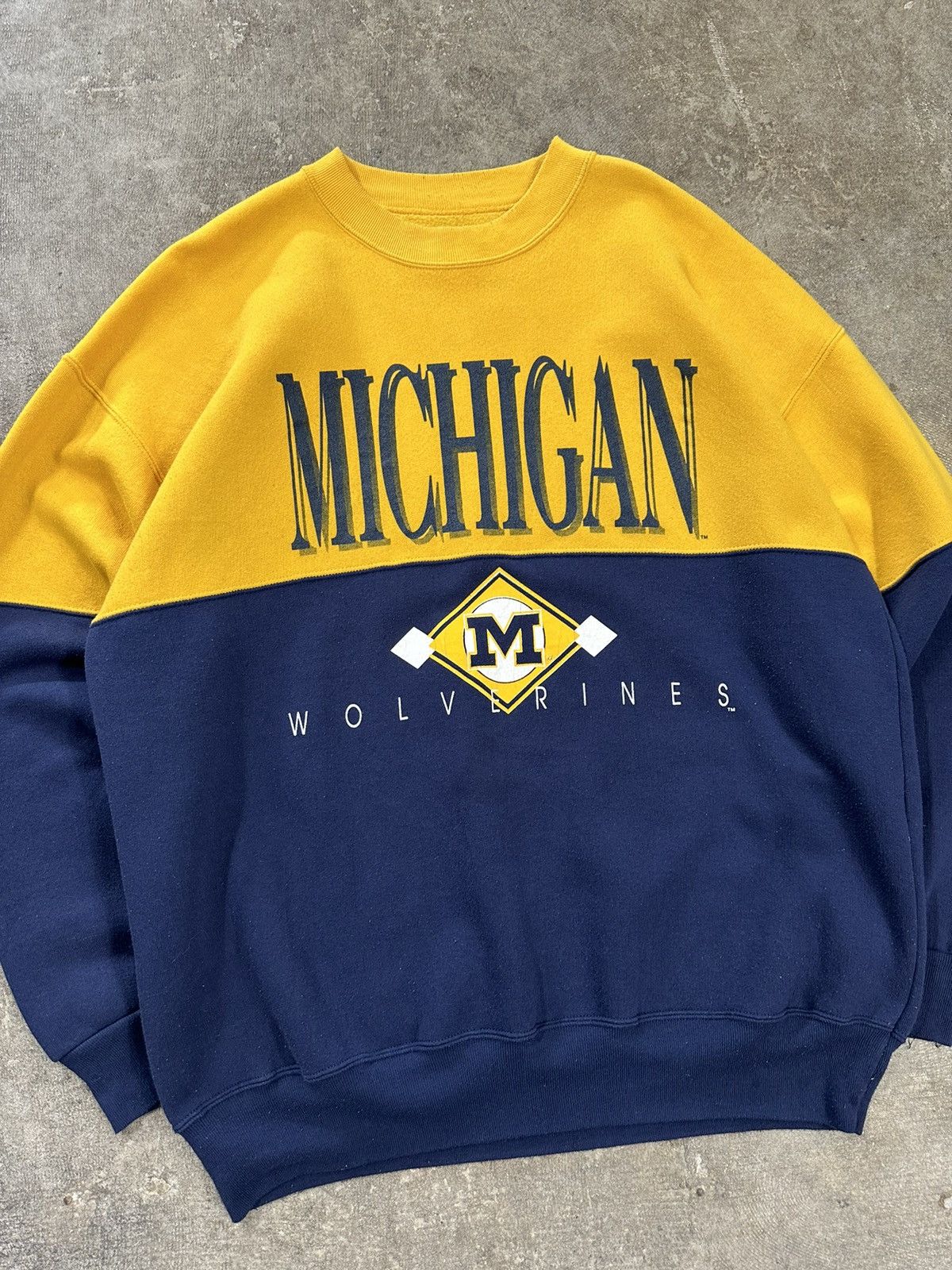 Vintage Vintage 90s Dodger Michigan Wolverines Sweatshirt Size US XL / EU 56 / 4 - 3 Thumbnail