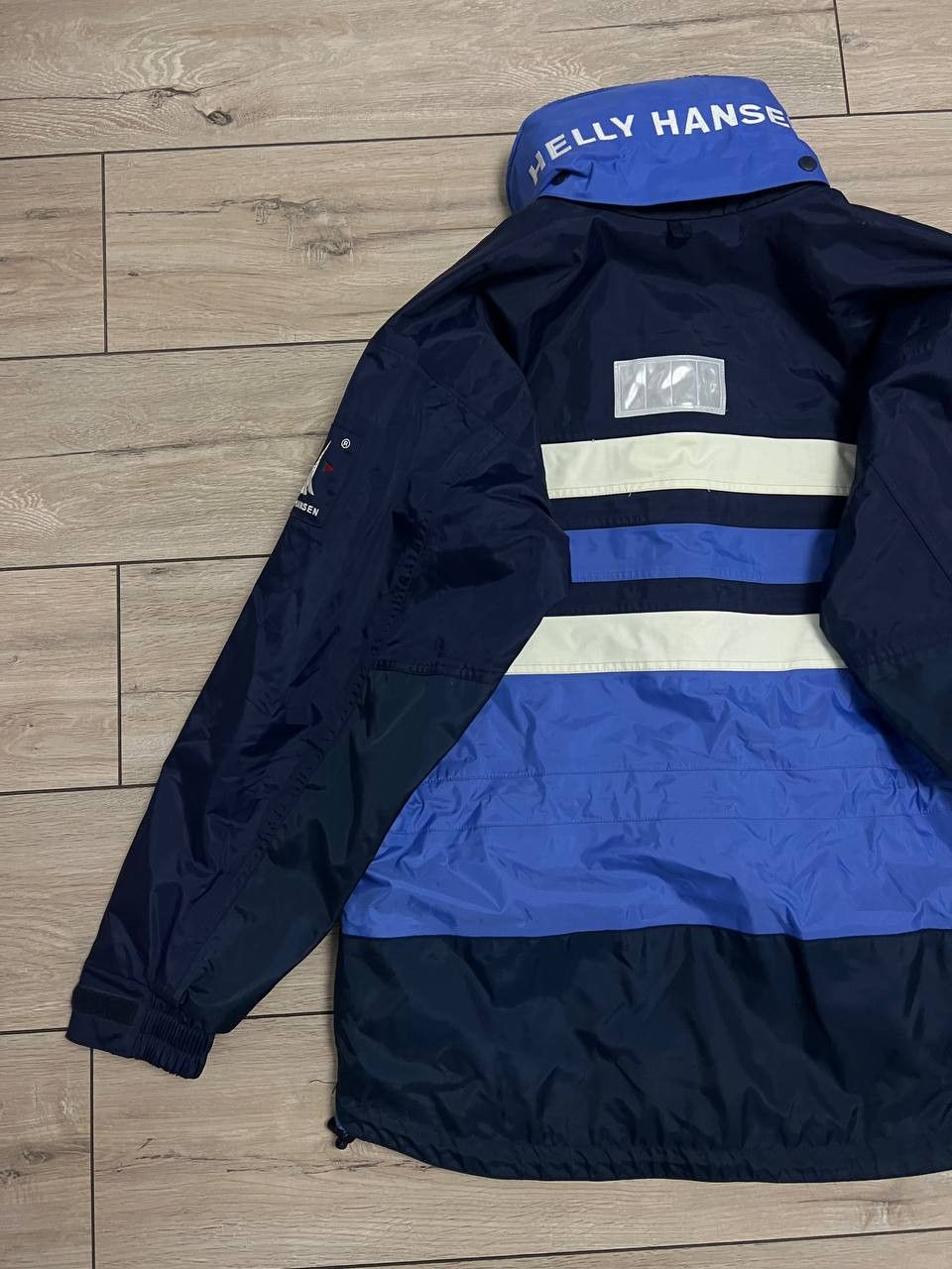 Helly Hansen Vintage 90s Helly Hansen Sailing Jacket Yachting Hooded Size US S / EU 44-46 / 1 - 13 Thumbnail