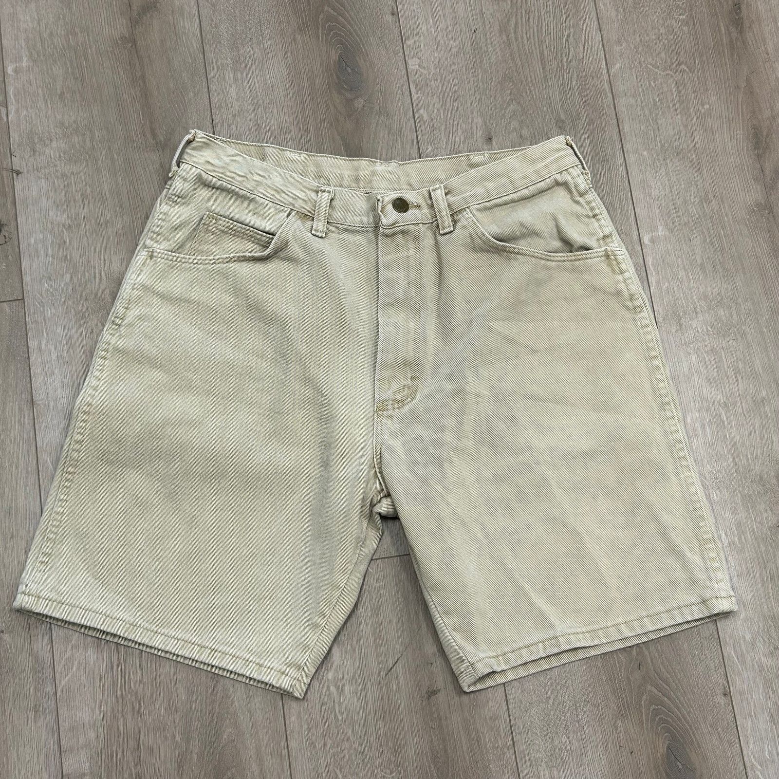 Wrangler vintage Wrangler Jean shorts Jorts Tan Brown size 34 B14 Size US 34 / EU 50 - 1 Thumbnail