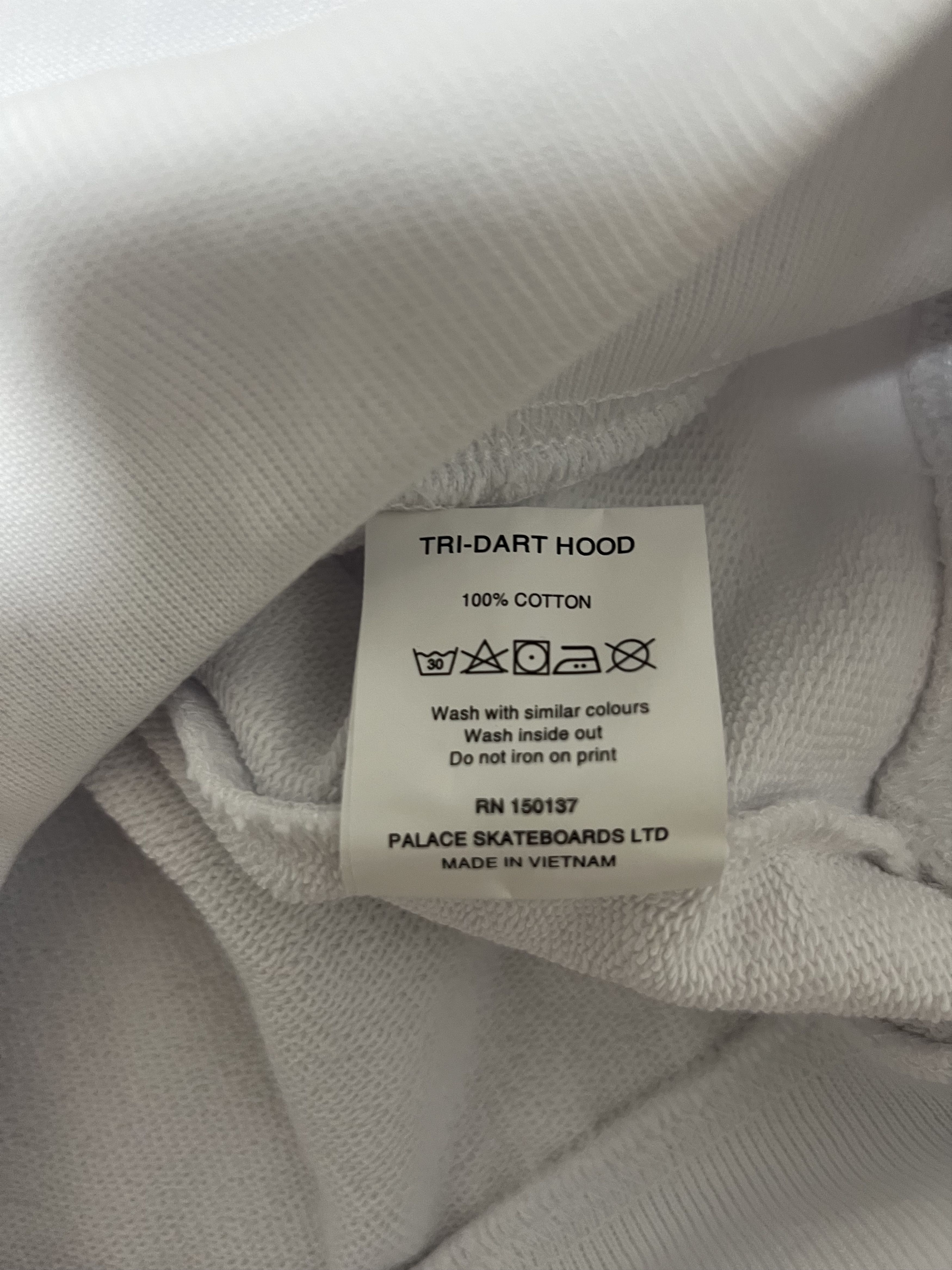 Palace 💚 2021 Palace Tri-Dart Hoodie White Large NEW Size US L / EU 52-54 / 3 - 7 Thumbnail