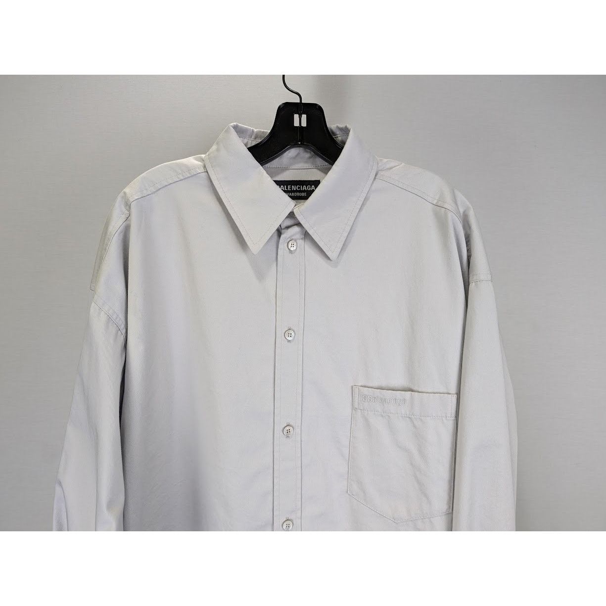 Balenciaga o1rshd1 Padded Shirt Cotton Twill in Dirty White Size US S / EU 44-46 / 1 - 9 Thumbnail