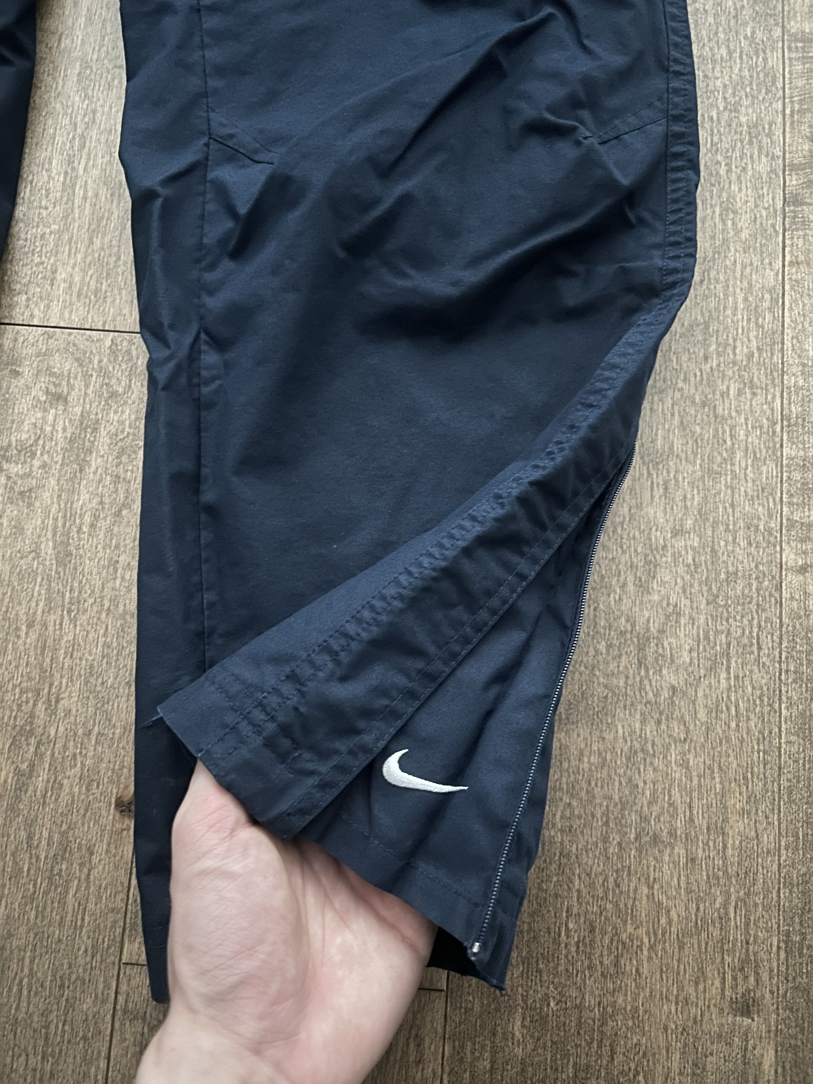 Nike Vintage Nike Navy Blue Track Pants Size US 32 / EU 48 - 4 Thumbnail
