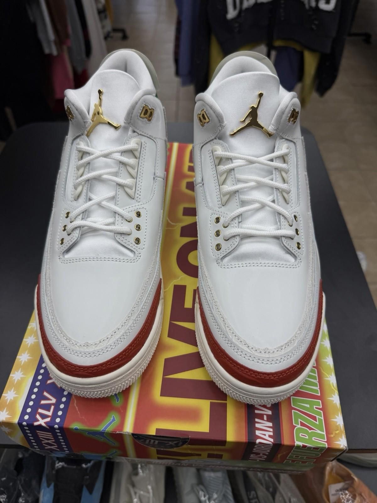 Jordan Brand Size 10.5-Men Air Jordan 3 Retro El Vuelo Summit White/ Size US 10.5 / EU 43-44 - 4 Thumbnail