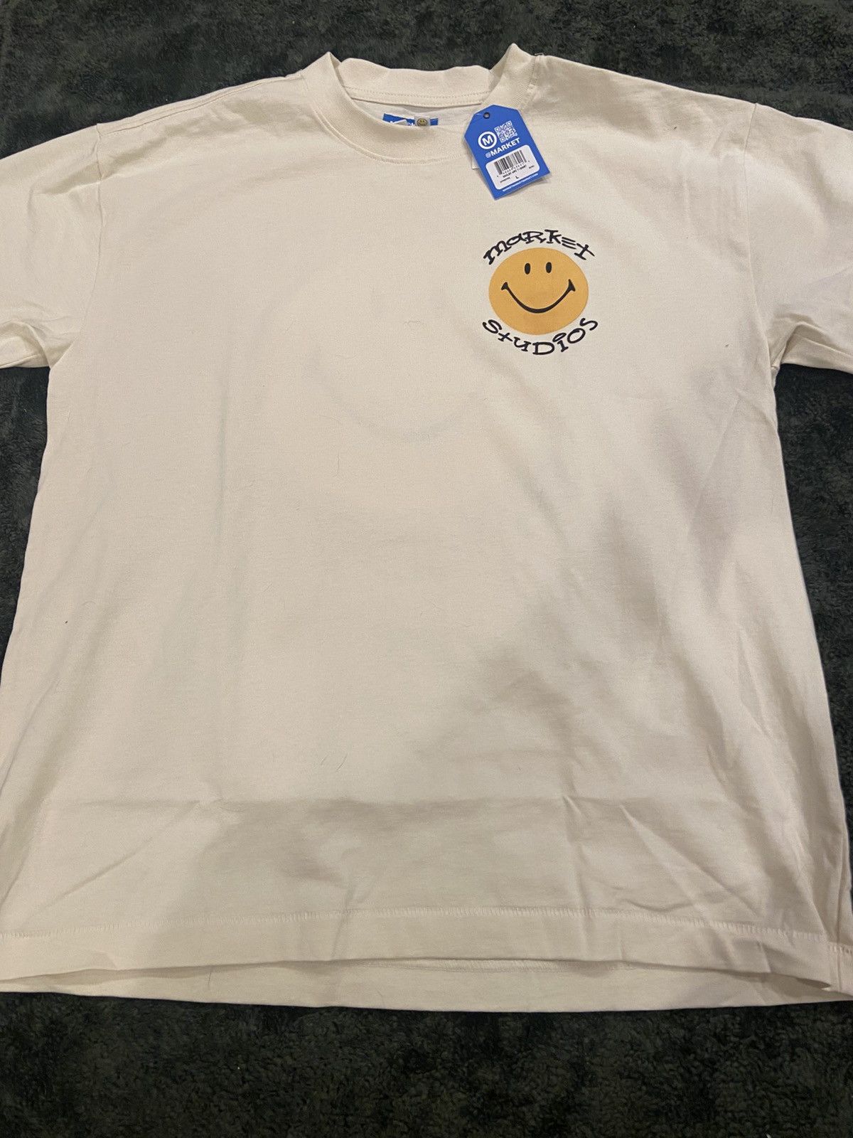 Market MARKET SMILEY ARC T SHIRT SIZE LARGE Size US L / EU 52-54 / 3 - 1 Thumbnail