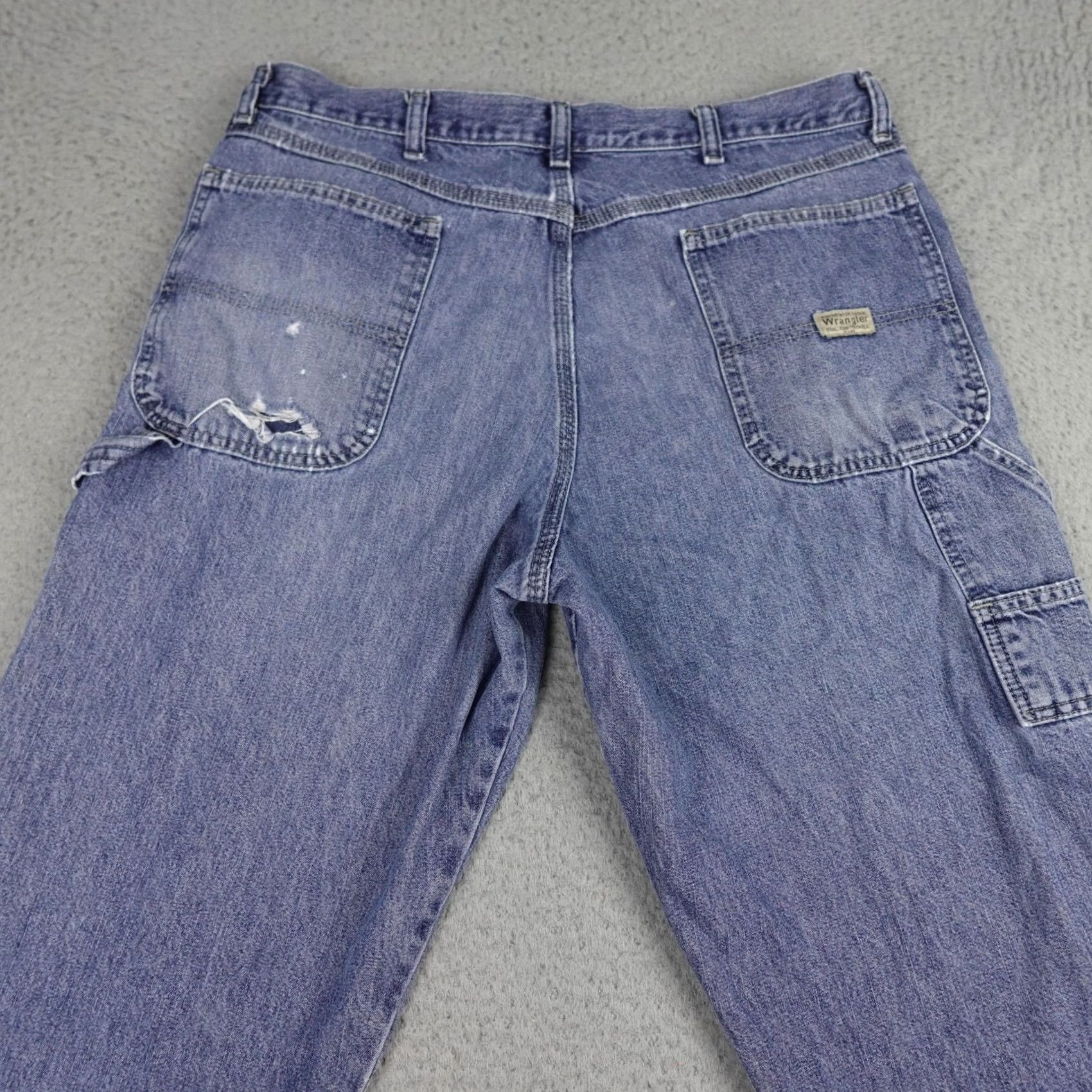 Wrangler Wrangler Jeans Mens 34x29 Blue Denim Distressed Baggy 5-Pocket Relaxed Straight Vintage No N/A Size US 36 / EU 52 - 6 Thumbnail