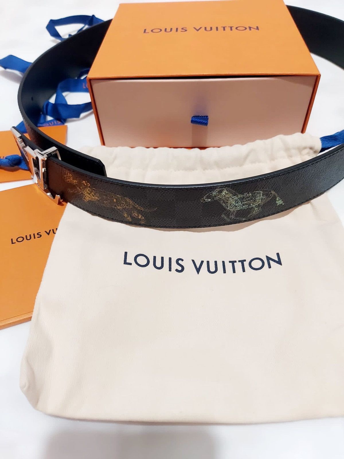 Louis Vuitton CINTURA LV INITIALES 40 MM REVERSIBILE Size 32 - 3 Thumbnail