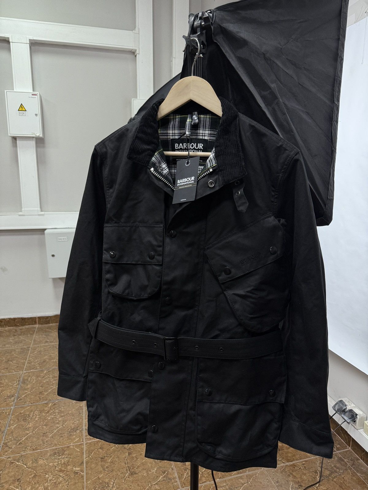 Barbour 🏴󠁧󠁢󠁥󠁮󠁧󠁿❗️NEW Barbour International A7 Wax Jacket Reflective Retro Size US M / EU 48-50 / 2 - 1 Thumbnail