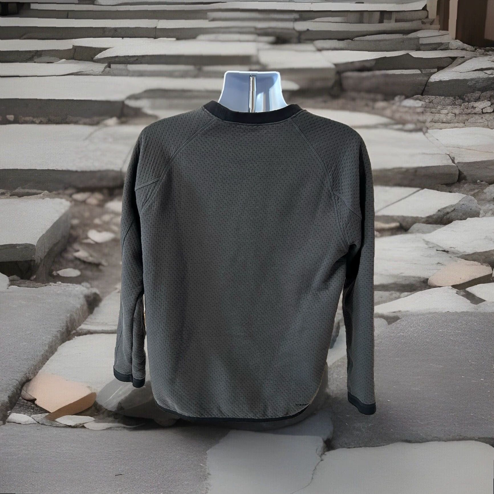 Nike Nike Sportswear Therma-FIT ADV Tech Pack Long Sleeve Shirt Men L Gray DD6630-060 Size US L / EU 52-54 / 3 - 6 Thumbnail