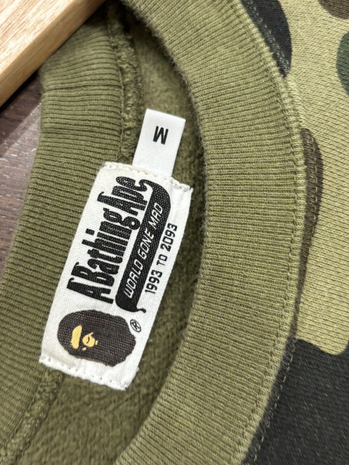 Bape Bape Sharks Camo Crewneck Size US S / EU 44-46 / 1 - 3 Thumbnail