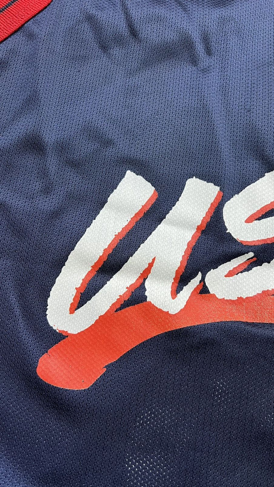 Champion VTG 90’s USA basketball Grant Hill champion jersey olympics Size US L / EU 52-54 / 3 - 3 Thumbnail