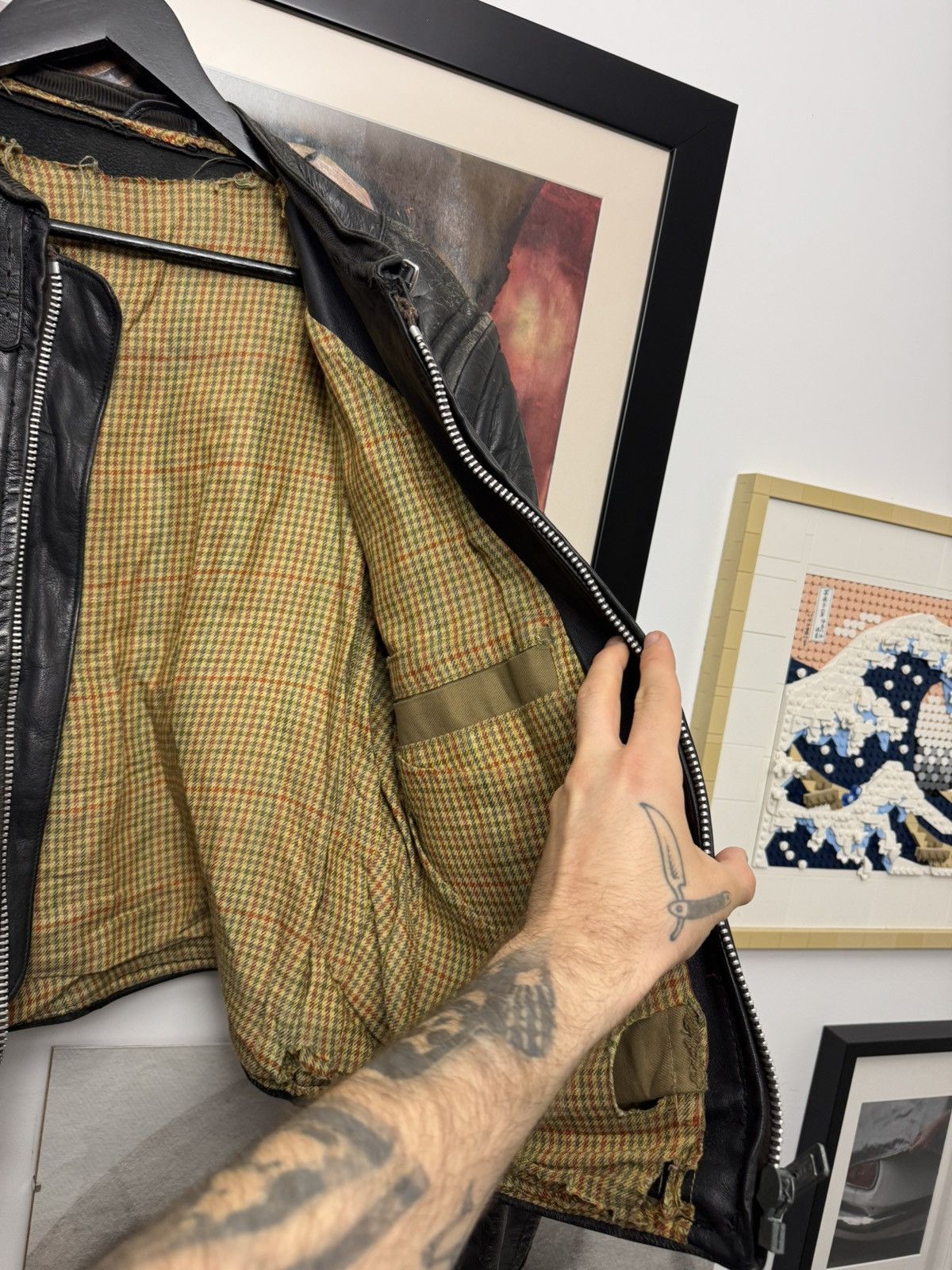 Vintage 80s Distressed Genuine Leather Biker Vintage Jacket Racingl Size US L / EU 52-54 / 3 - 6 Thumbnail