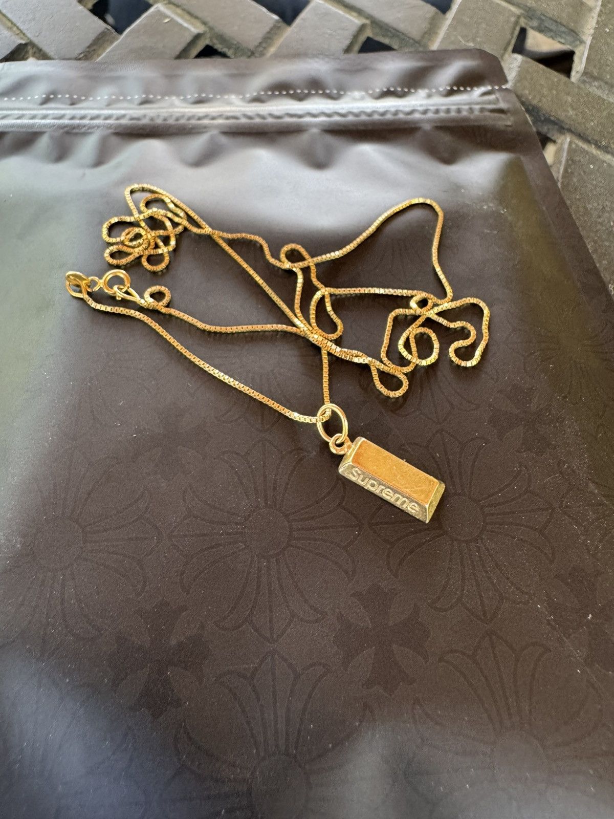 Supreme 14K Gold Bar Pendant SS16