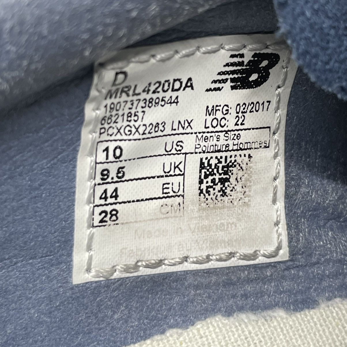 New Balance New Balance 420 Re-Engineered MRL420DA Blue Suede Size US 10 / EU 43 - 9 Thumbnail