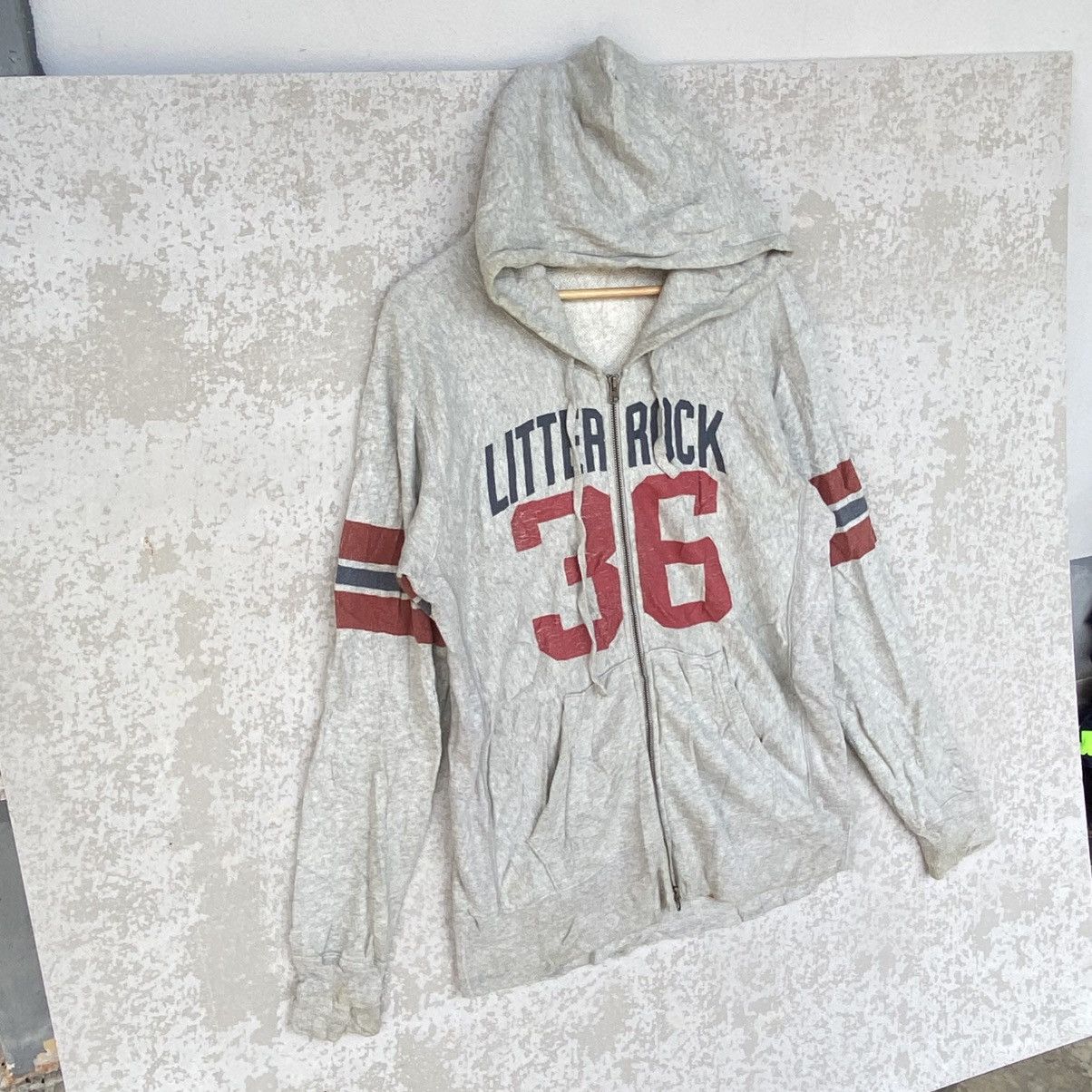 Other Vintage Nike Romano Big Printed Hoodie Sweater Size L Size US L / EU 52-54 / 3 - 3 Thumbnail