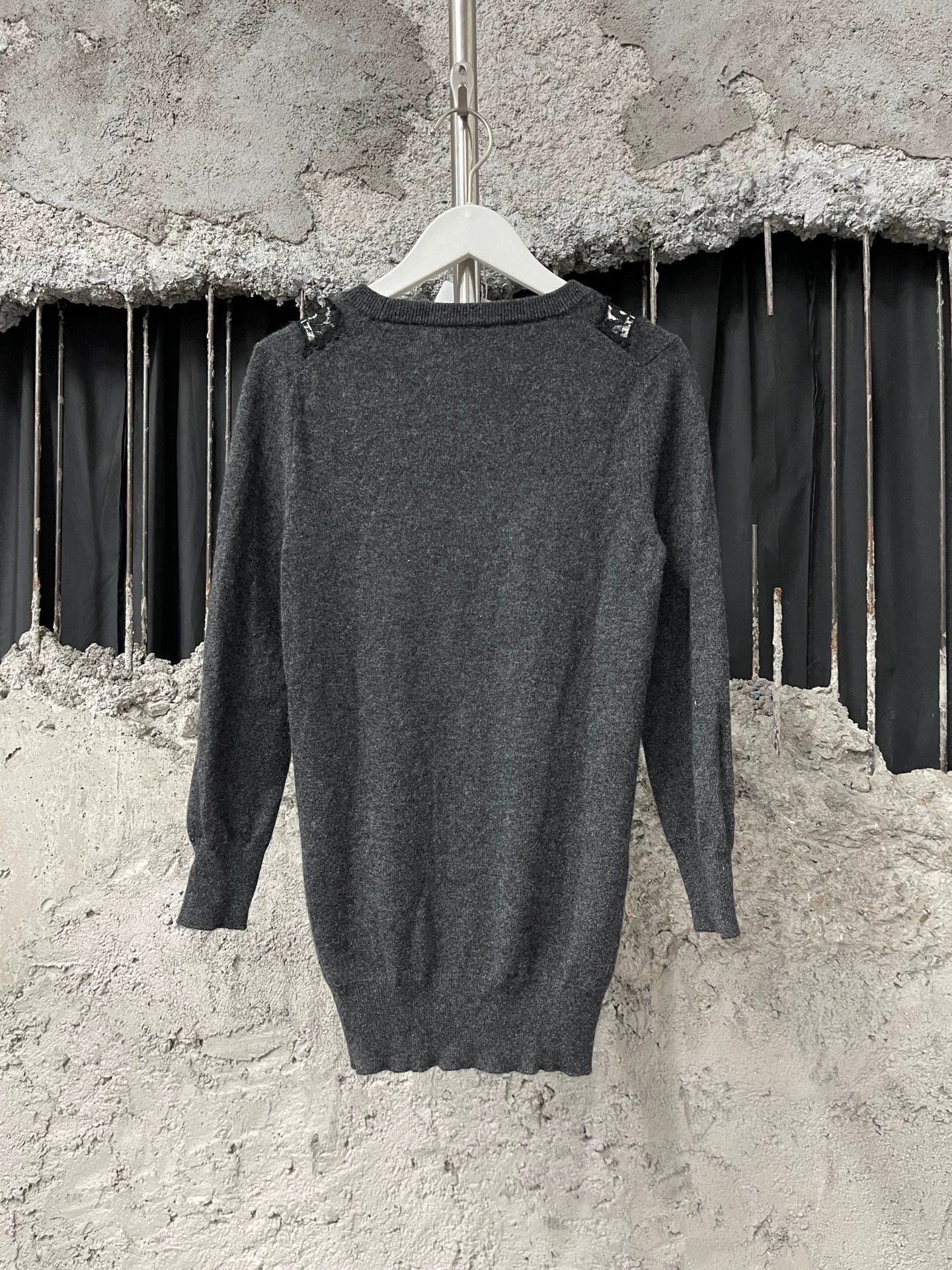 Dolce & Gabbana DG lace cutout sweater IT 36 new Size XS / US 0-2 / IT 36-38 - 2 Thumbnail