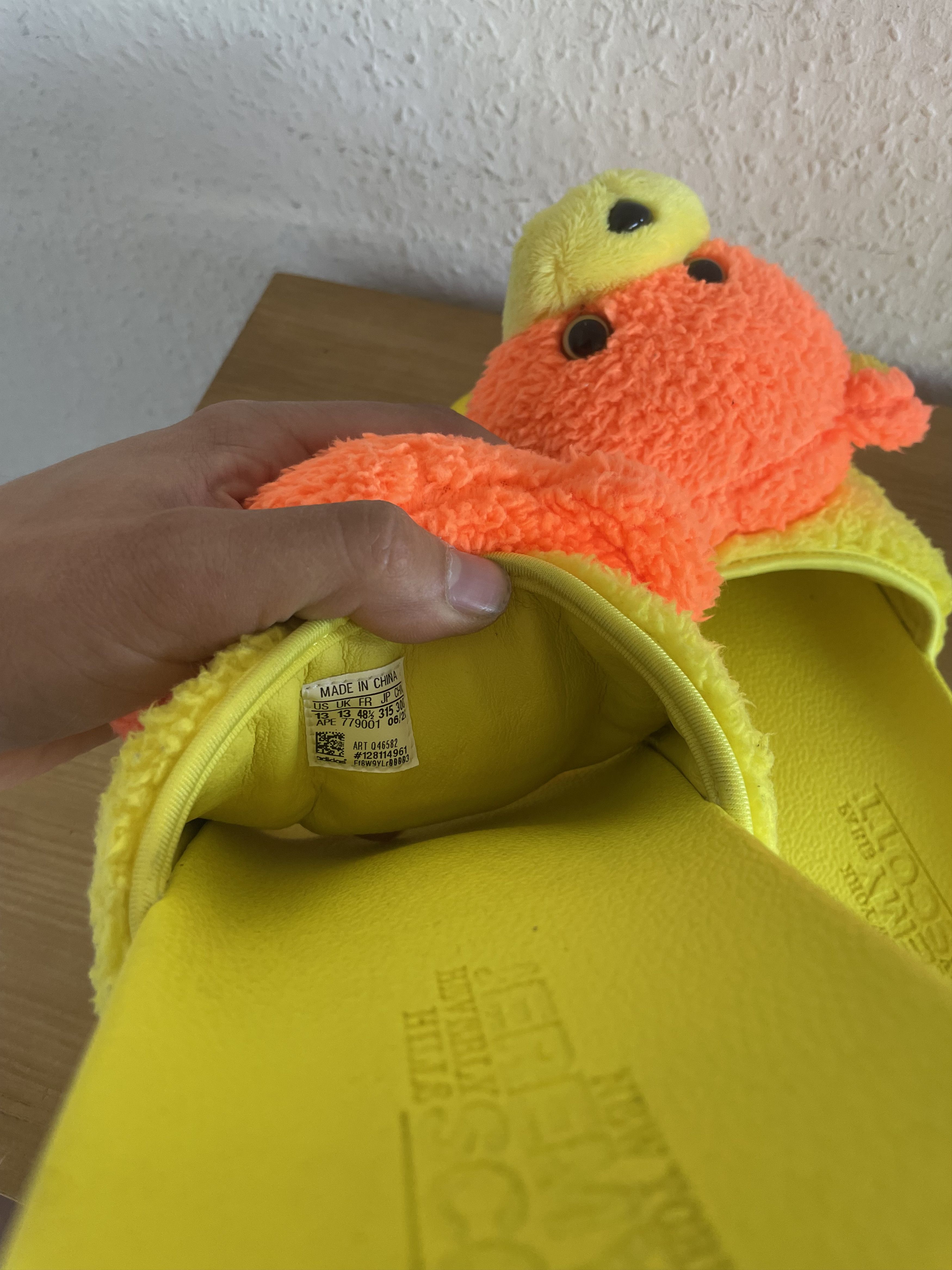 Adidas × Jeremy Scott Adilette Teddy Bear Slides Neon Size US 13 / EU 46 - 7 Thumbnail