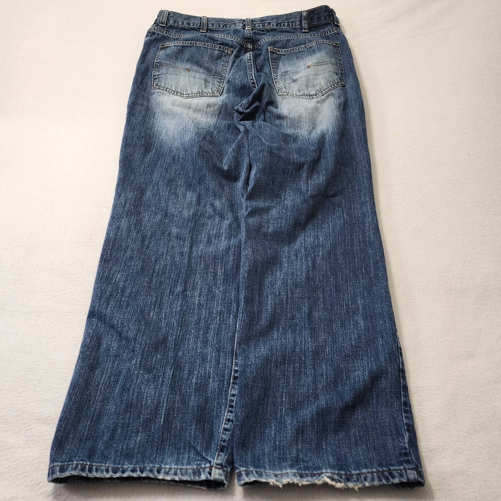 Calvin Klein VINTAGE Calvin Klein Baggy Jeans Mens 36x32 Blue Fade Grunge Skater Grunge Jeans Mens Blue Fade 90s Size US 36 / EU 52 - 2 Thumbnail