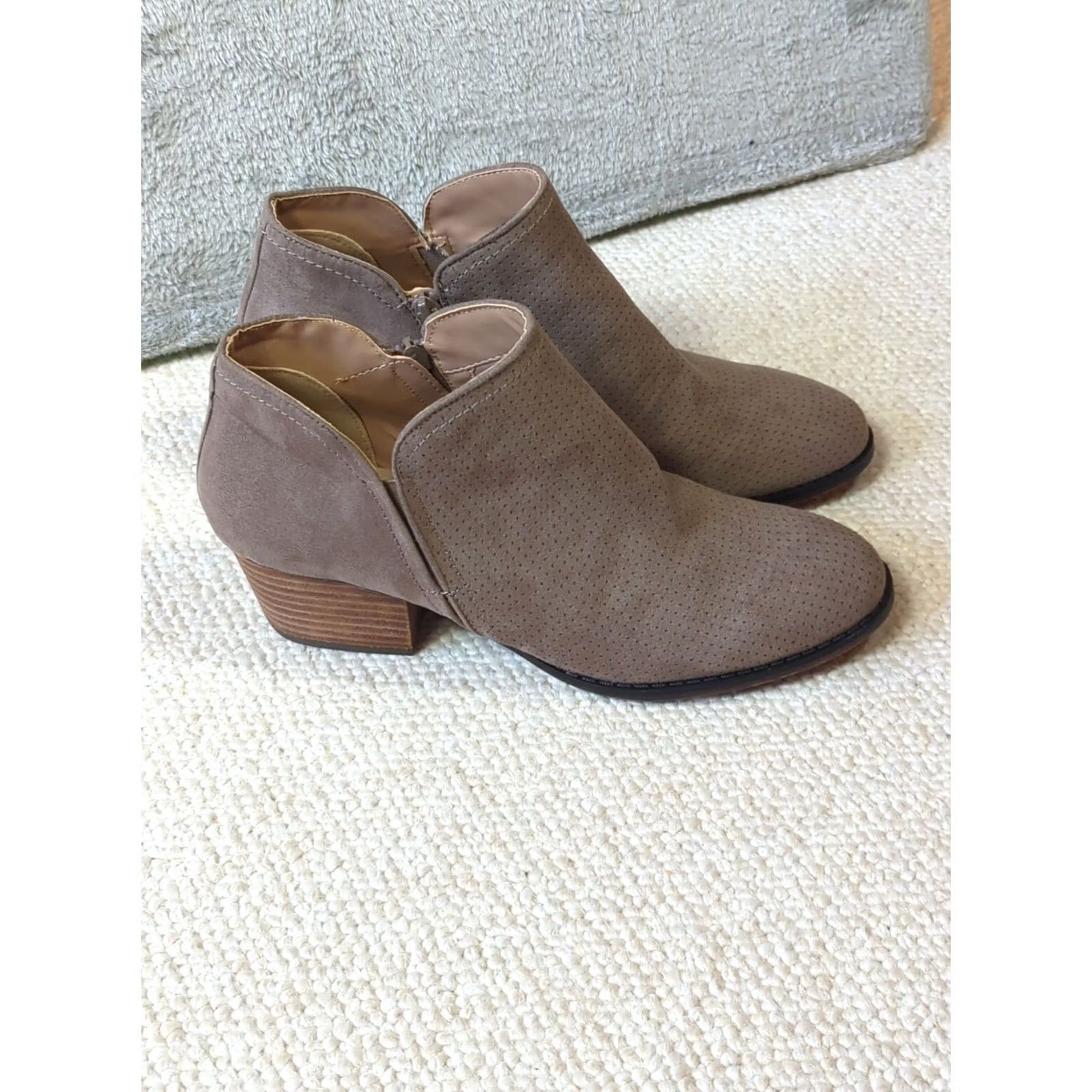 Vintage LIFE STRIDE Blake ankle boots Womens 9.5 ash Tan/Beige Solid Fabric Zip Comfort Cushioned City Vintage: No Size US 10 / IT 40 - 2 Thumbnail