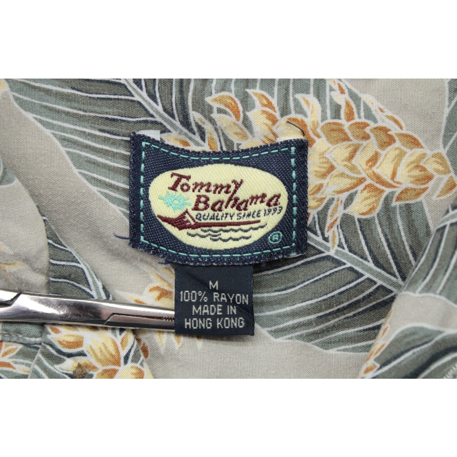Tommy Bahama VTG Tommy Bahama Shirt Mens M Green Pockets Hawaiian Camp Luau Vacation Camp Shirt Hawaiian Beach Aloha 90s Size US M / EU 48-50 / 2 - 7 Thumbnail
