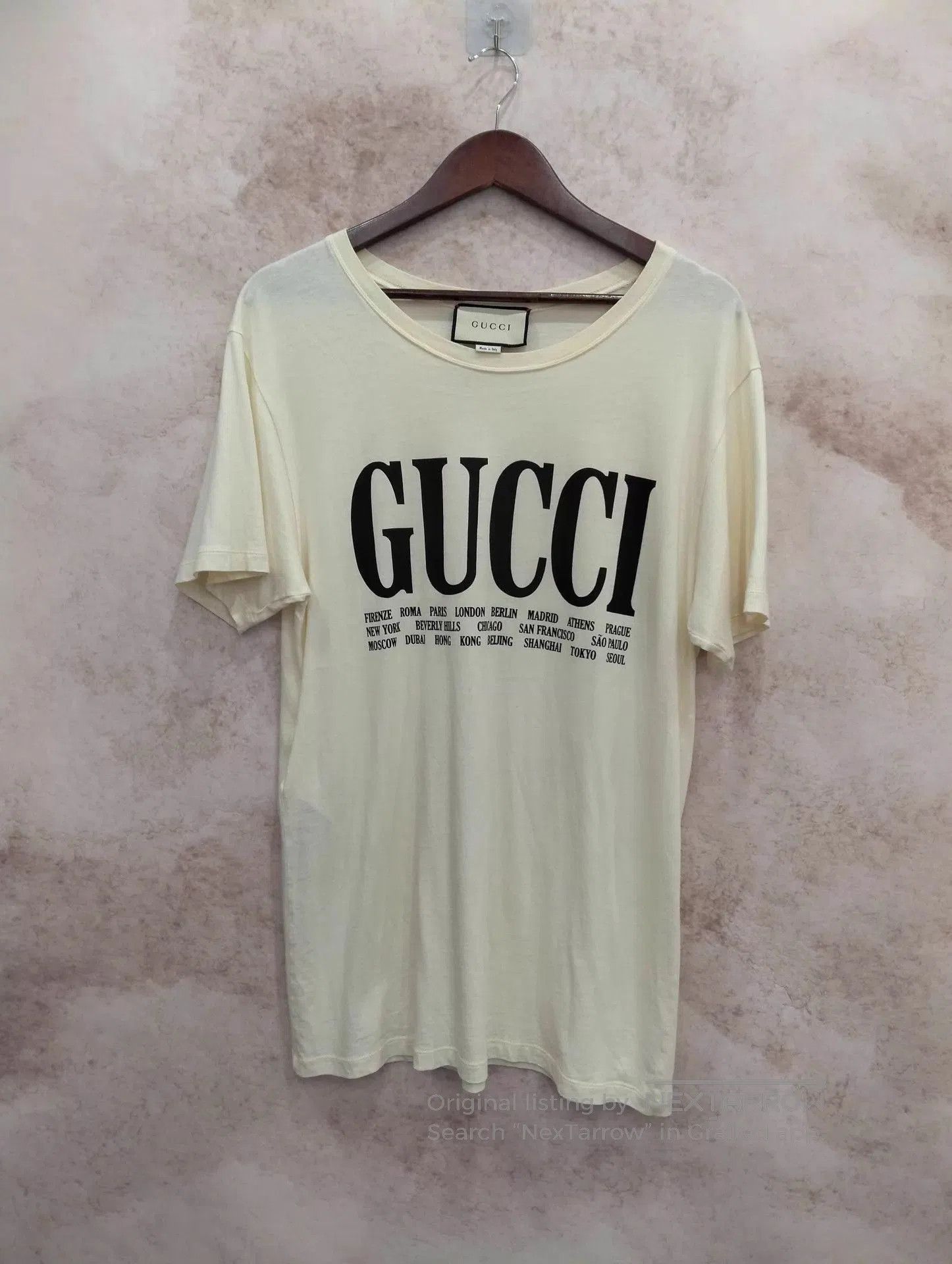 Gucci Beige Short Sleeve Graphic T. Size US M / EU 48-50 / 2 - 1 Thumbnail