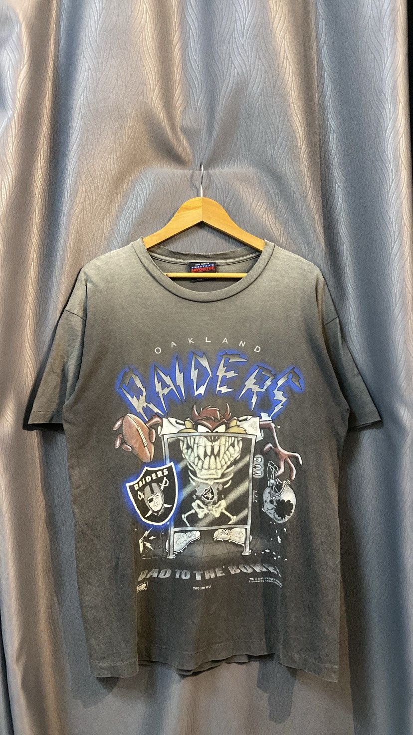 NFL Sick Distress Vintage 95 Raiders X Taz Mania Distress Tshirt Size US L / EU 52-54 / 3 - 1 Thumbnail